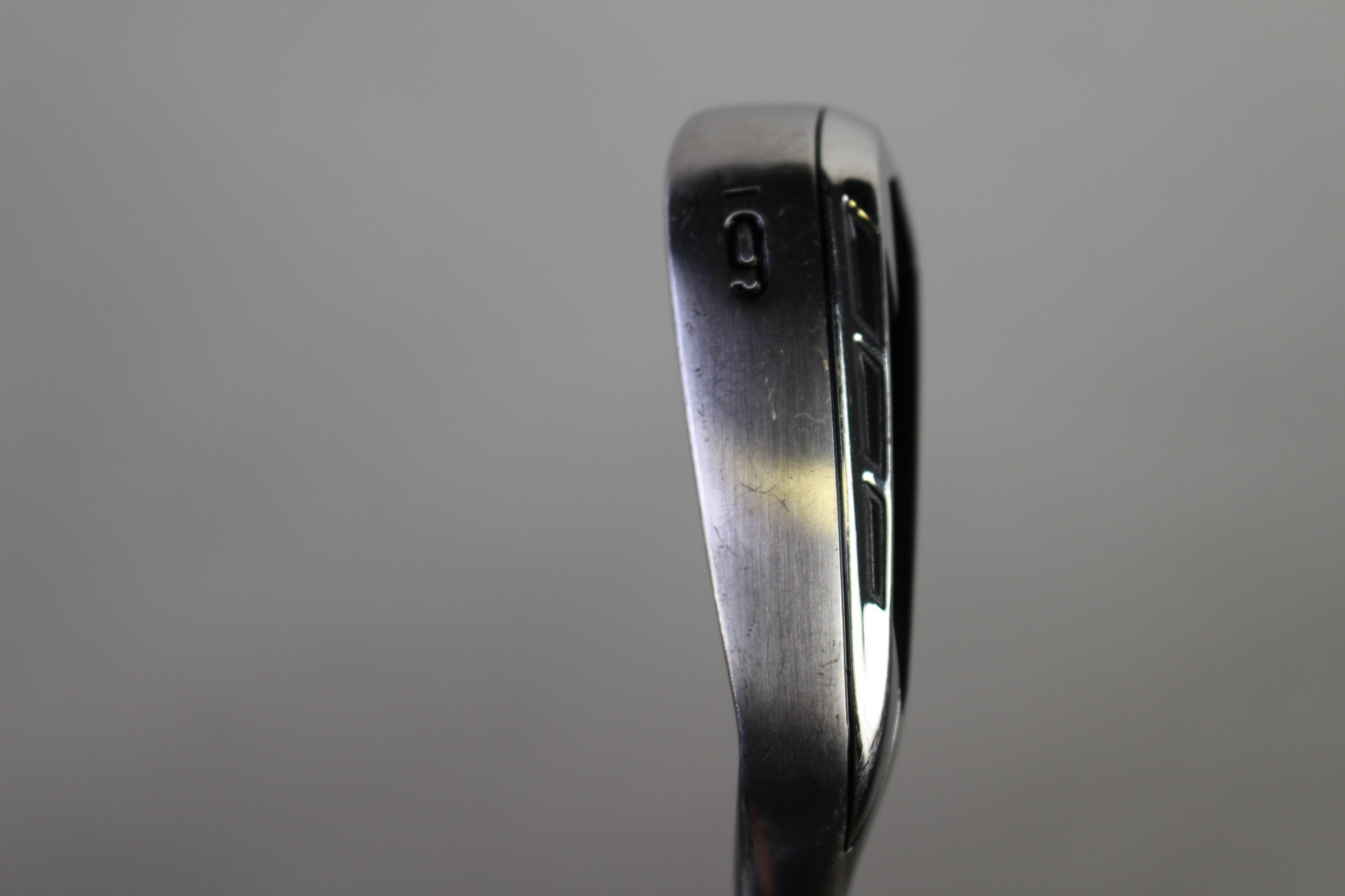 Used Callaway RAZR X Tour 6 Iron Left Handed Stiff Flex Golf Club - Perfect for Left-Handed Golfers & Driving Range Practice