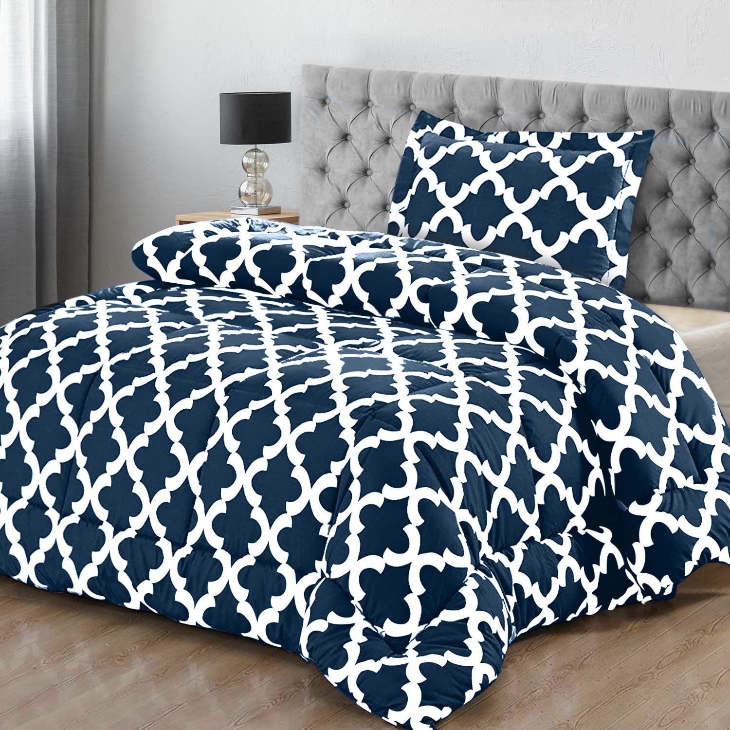 Utopia Bedding 2-Piece Comforter Set with Pillow Sham - Twin Size Navy Blue Down Alternative Bedding - Soft, Comfortable & Machine Washable for Cozy Nights - Perfect for Guest Rooms, Dorms & Apartments