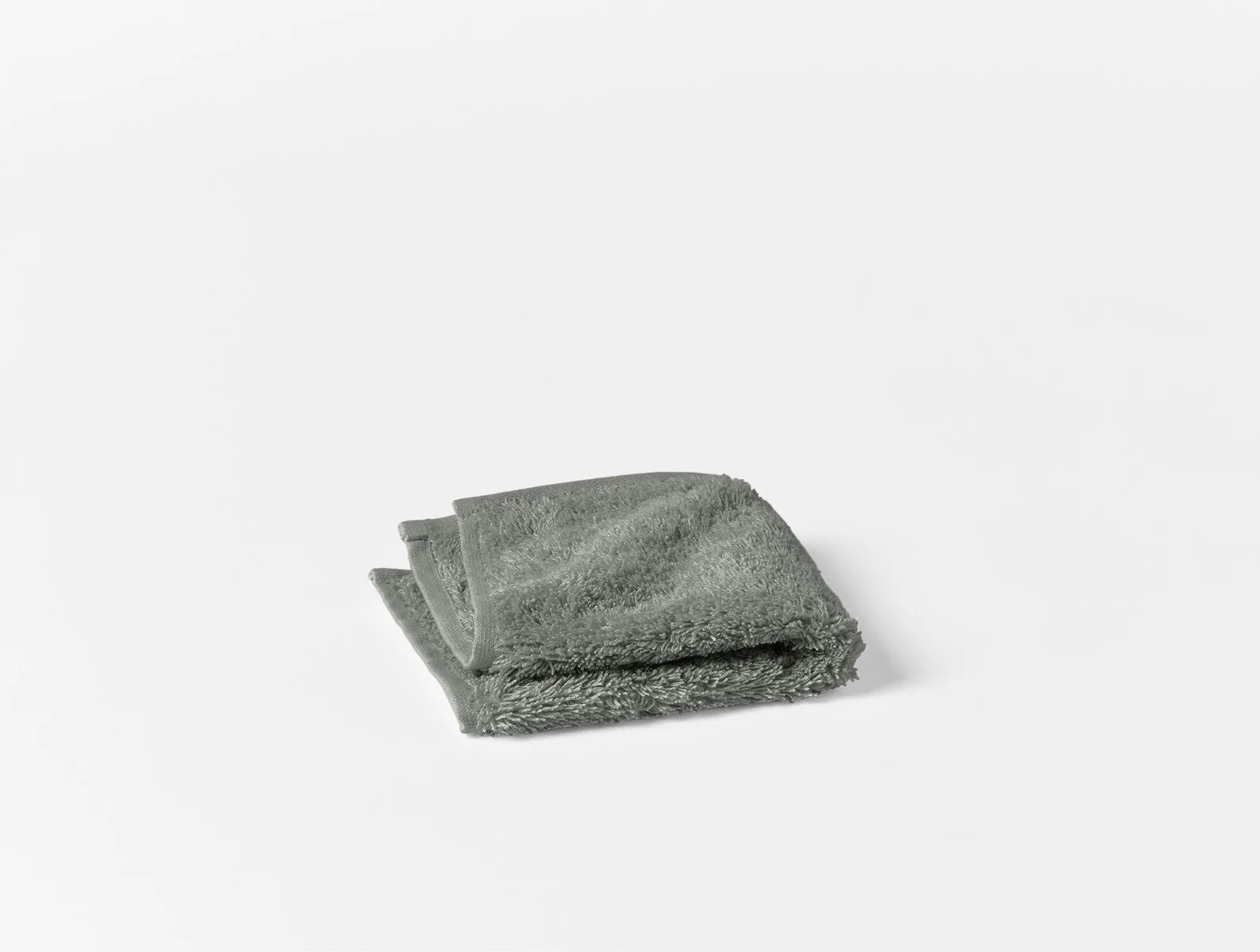 Organic Cotton Cloud Loom Bath Towels & Bath Mat Set - Ultra Soft, Absorbent & Eco-Friendly for Spa, Bathroom & Luxury Home Decor