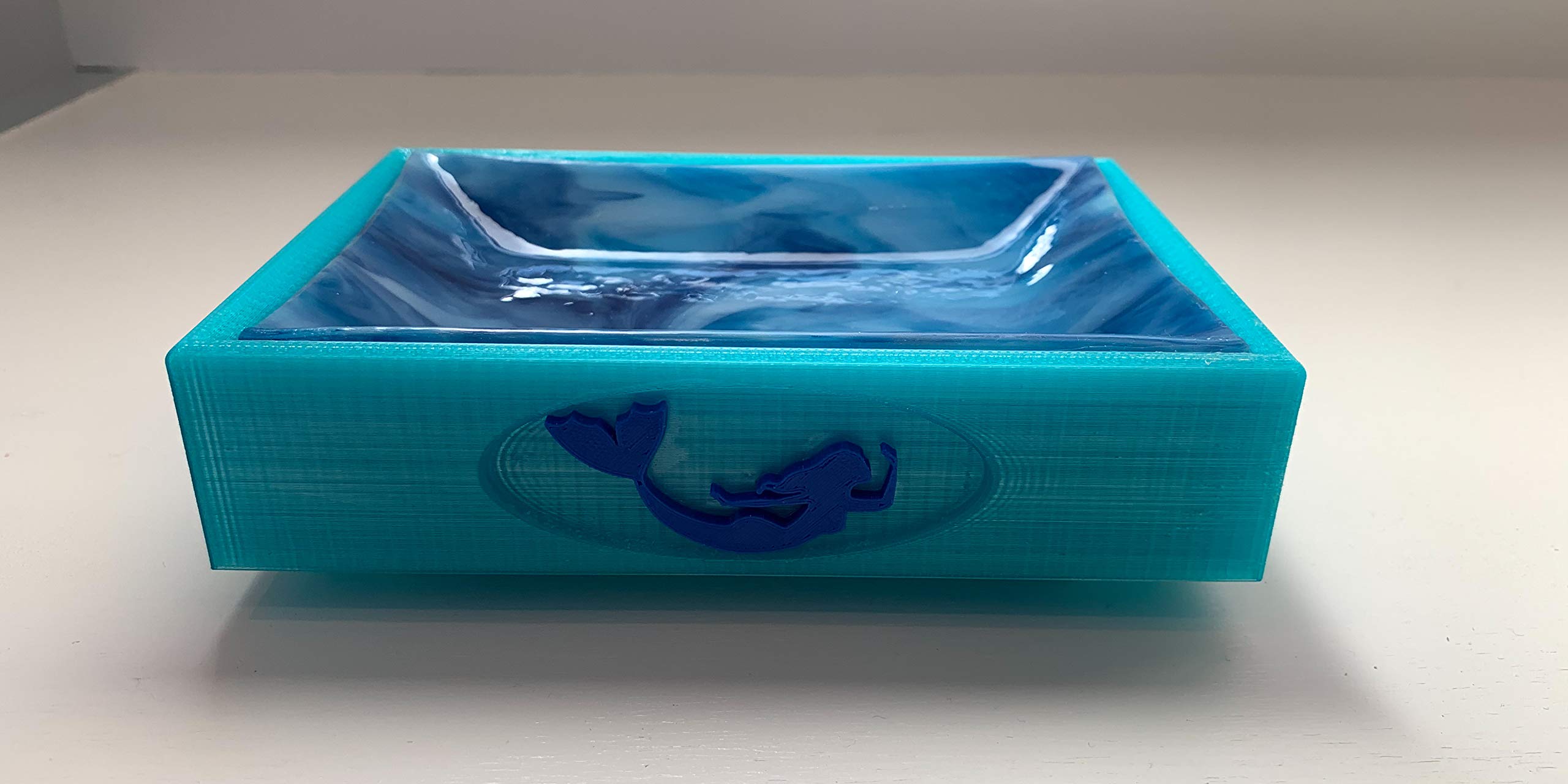 Mermaid Soap Dish - Cute Seashell Design Bathroom Decor, Non-Slip Soap Holder for Sink, Shower, and Bathtub - Perfect for Beach Theme Bathroom, Coastal Home Decor, and Gift Ideas
