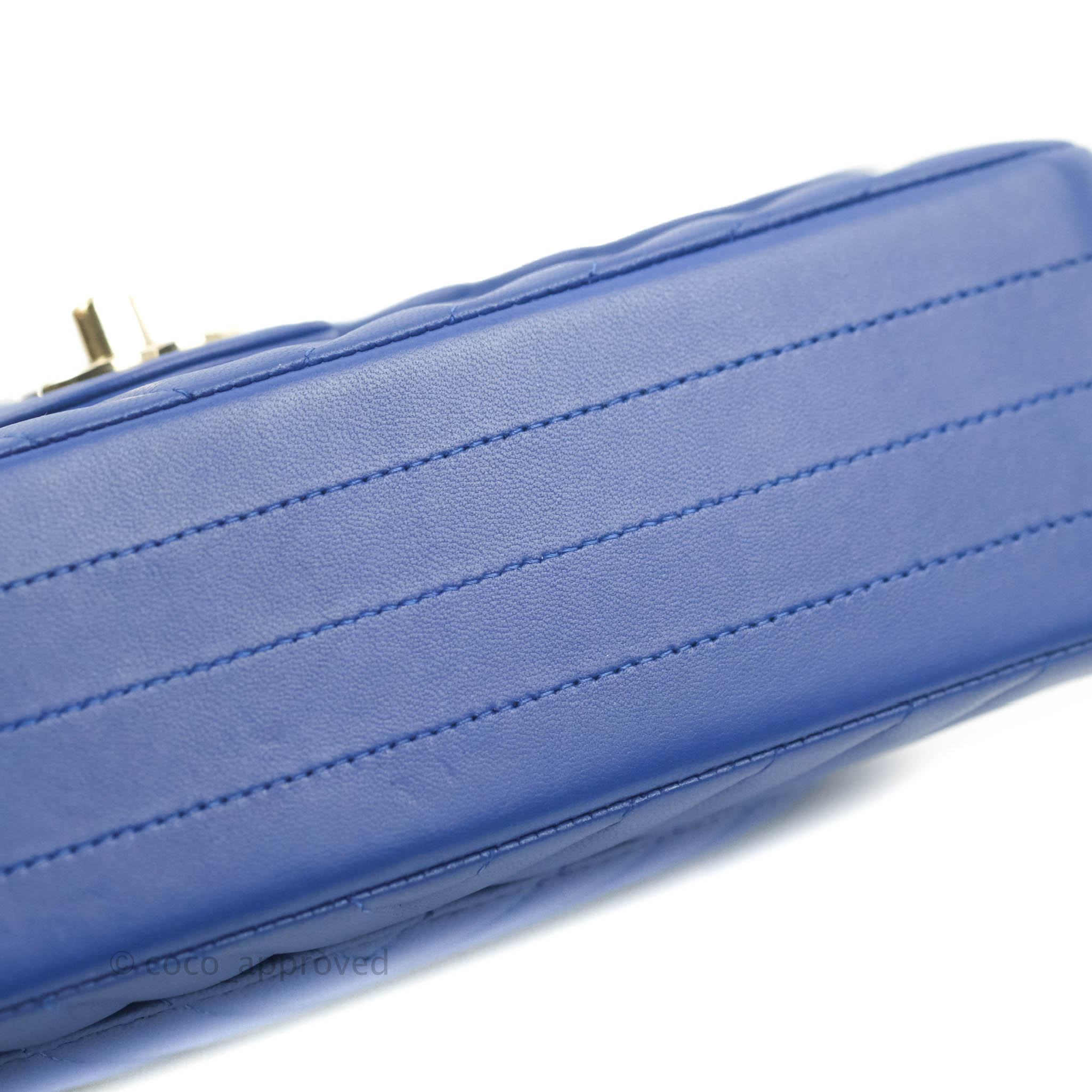 Chanel Classic M/L Medium Chevron Double Flap Bag in Blue Lambskin with Gold Hardware - Luxury Handbag for Women, Perfect for Parties, Dating & Special Occasions