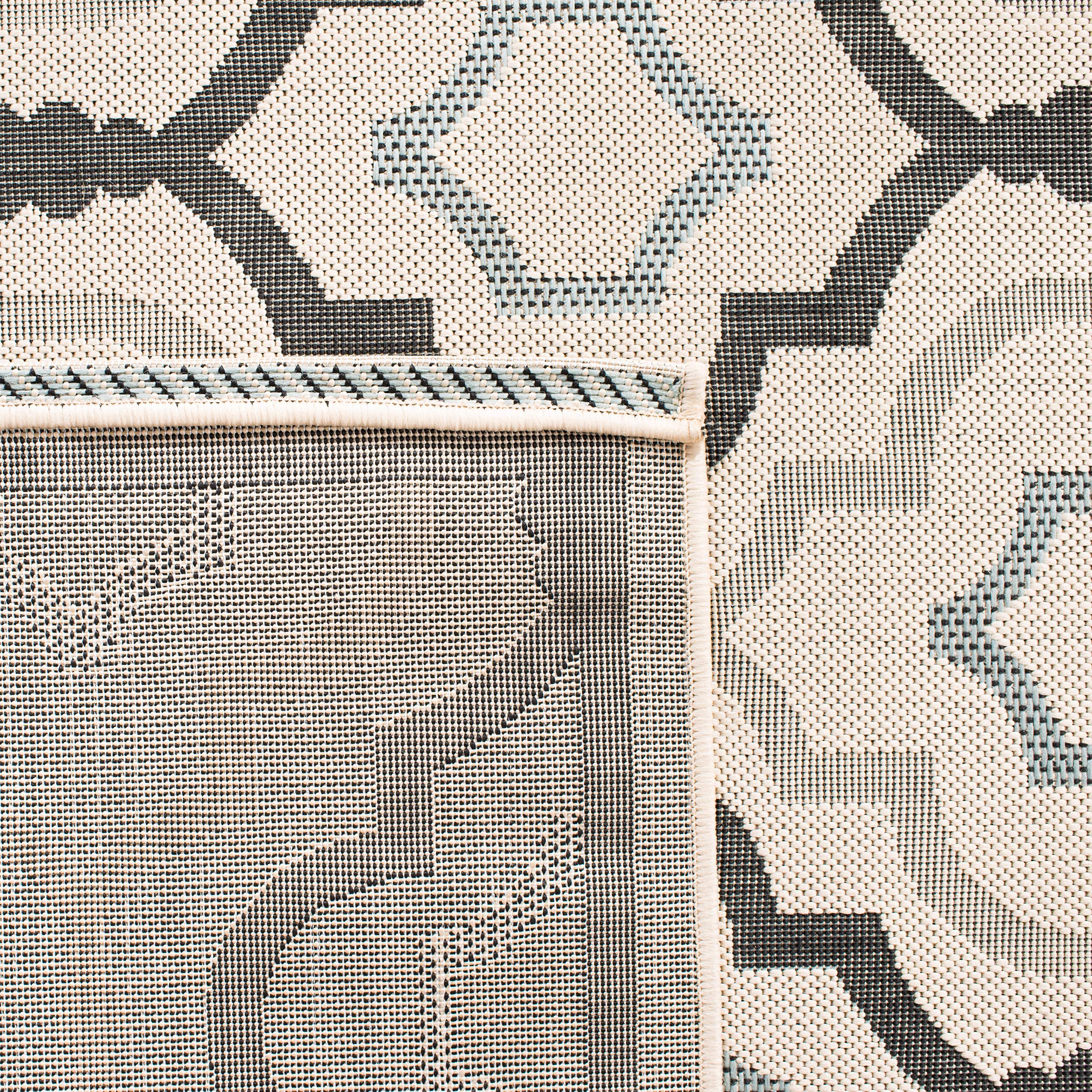 SAFAVIEH Courtyard Collection 2'3