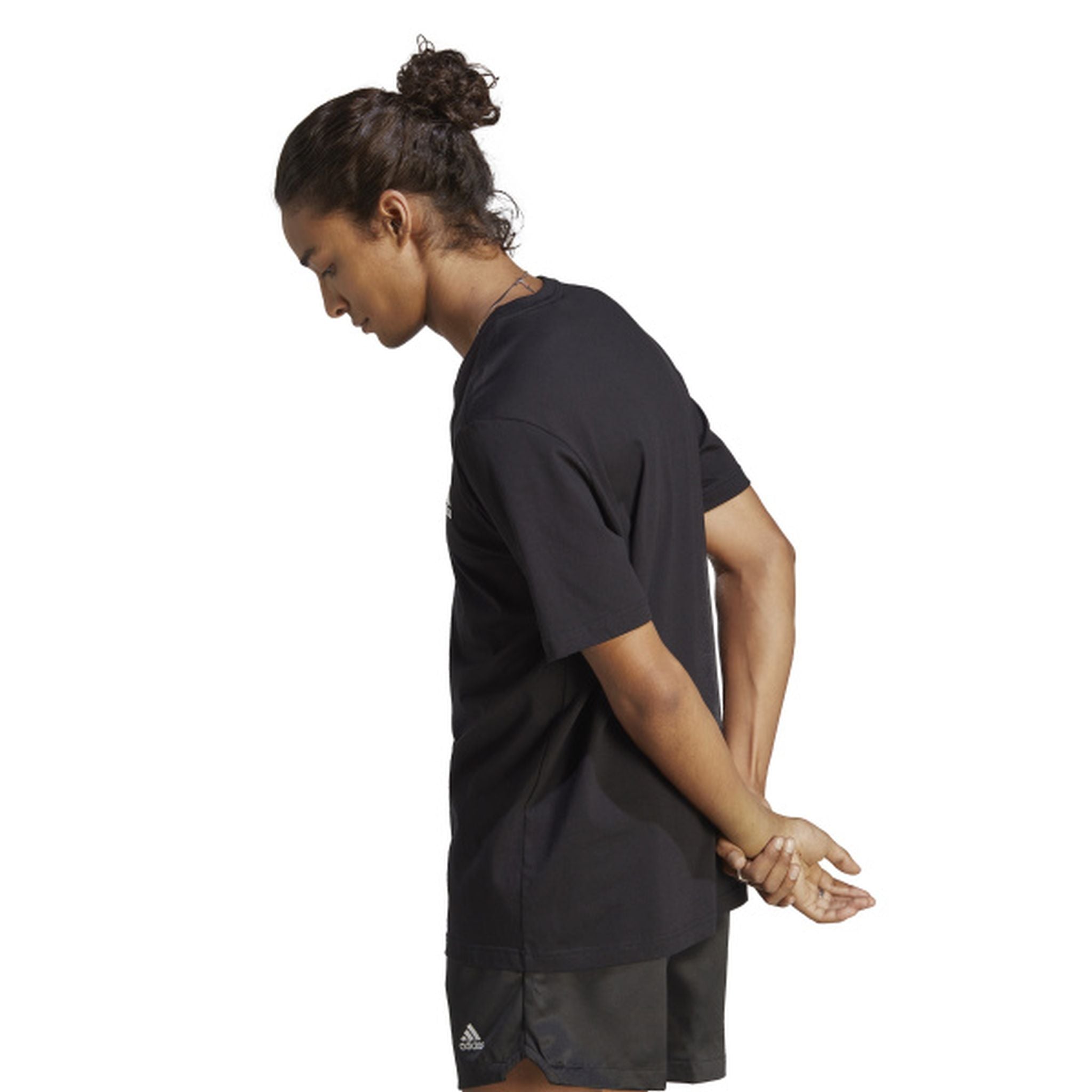 Adidas Men's Essentials Small Logo T-Shirt - Comfortable Casual Cotton Tee for Everyday Wear, Gym & Street Style