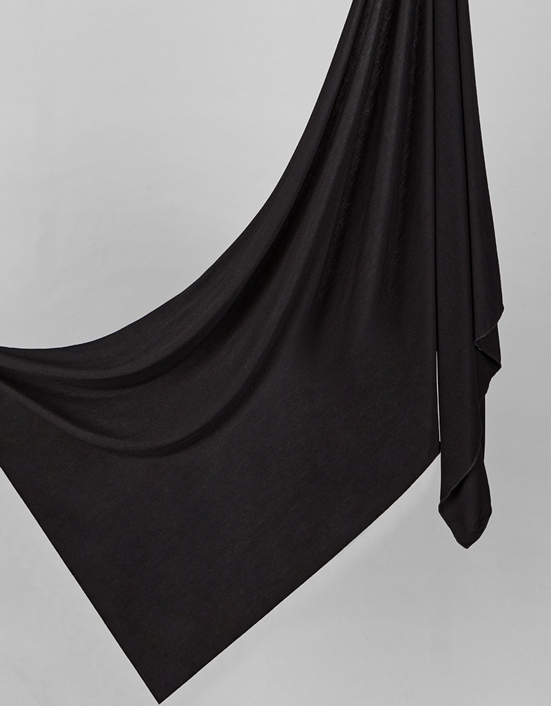 Stylish Jersey Scarf in Shades of Black - Soft & Versatile Fashion Accessory for Women | Perfect for Winter, Fall & Everyday Outfits