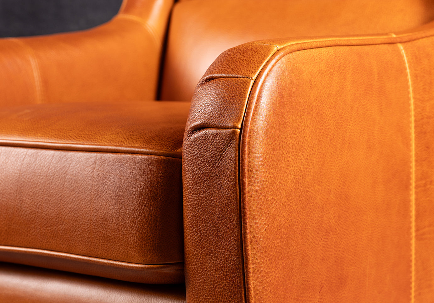 Luxury Bugatti Leather Chair - Premium Genuine Leather Executive Office Chair for Home & Office - Ergonomic Design for Comfort & Style - Perfect for Gaming, Work & Relaxation