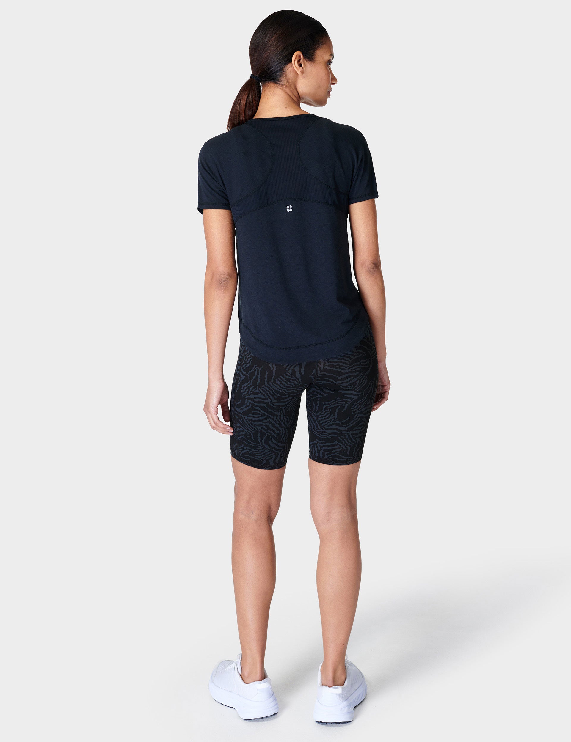 Breathe Easy Running T-Shirt for Men & Women - Moisture Wicking, Lightweight & Comfortable - Black - Perfect for Jogging, Gym & Outdoor Activities