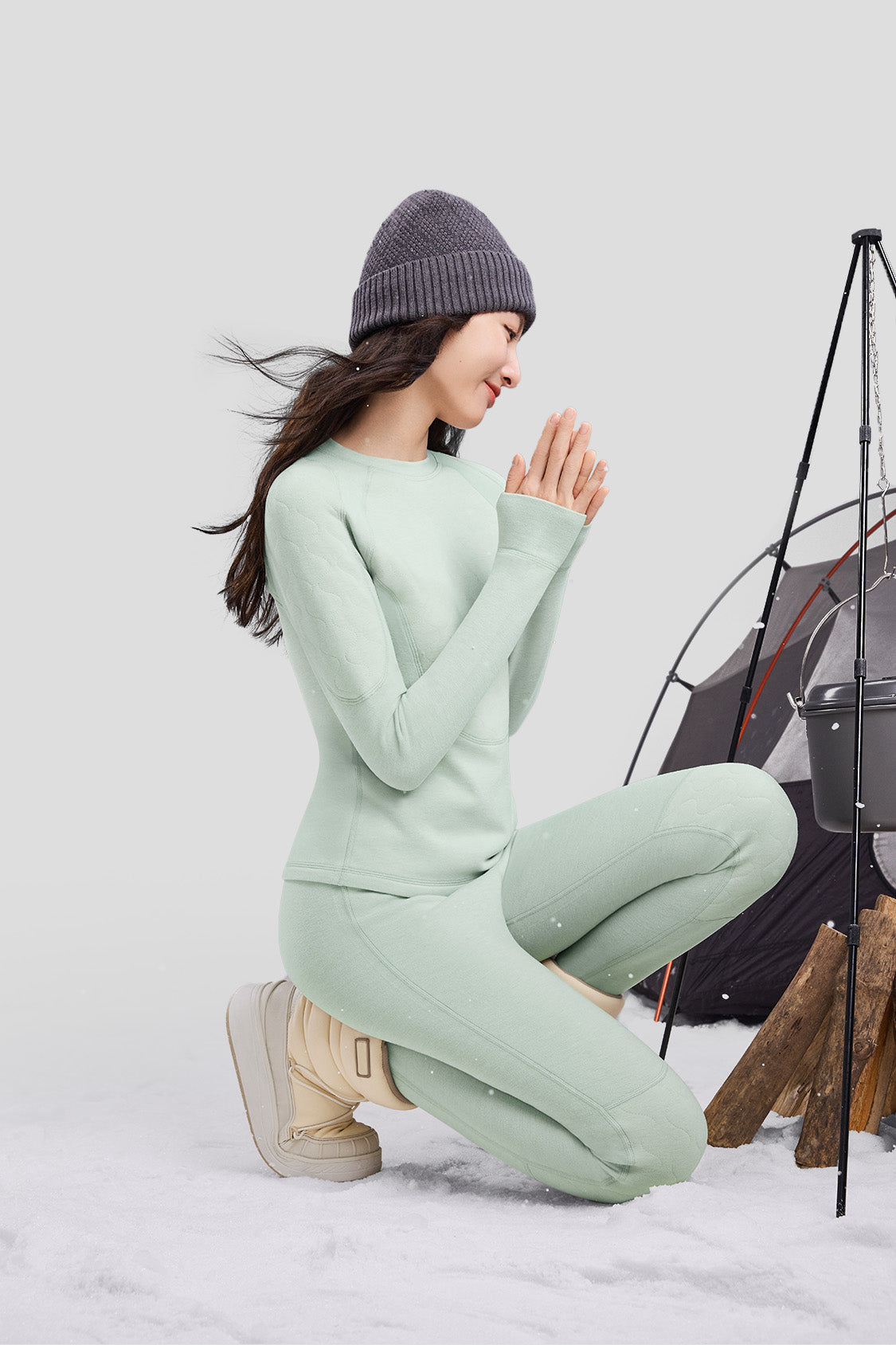 HeatNest Women's Ultra Warm Down Base Layer Set - Thermal Underwear for Extreme Cold Weather - Perfect for Skiing, Hiking & Winter Outdoor Activities