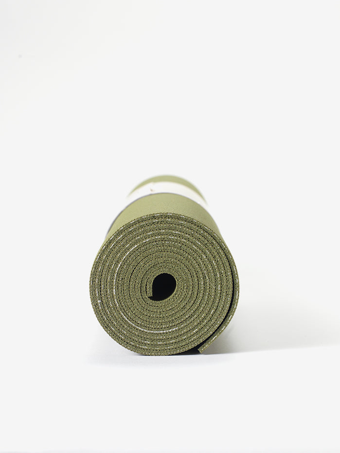 Premium Jade Yoga Travel Mat - Lightweight & Non-Slip for On-the-Go Practice - Perfect for Travel, Gym & Outdoor Yoga Sessions
