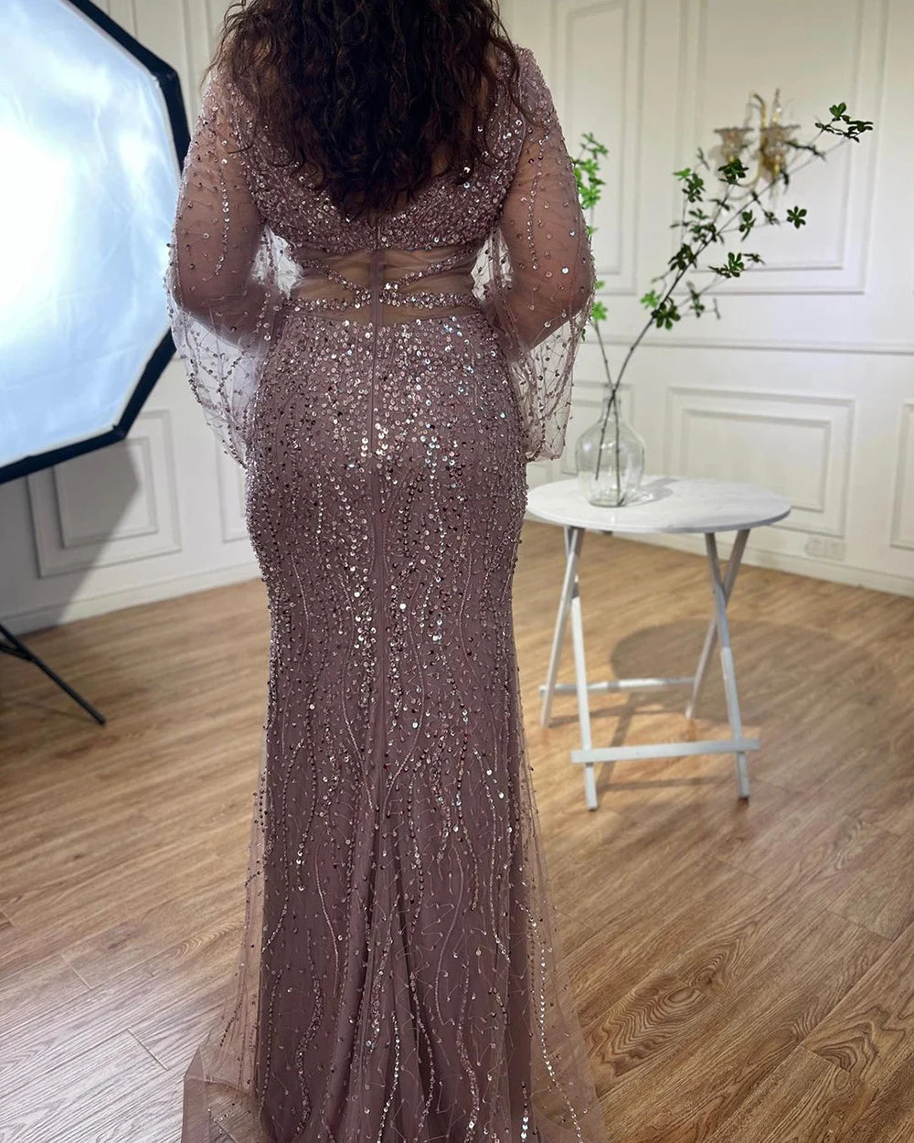 Elegant Beaded V-Neck Mermaid Evening Gown for Women - Sexy Mint Green Arabic Luxury Party Dress - Perfect for Prom, Gala, and Formal Events 2025 LA71784