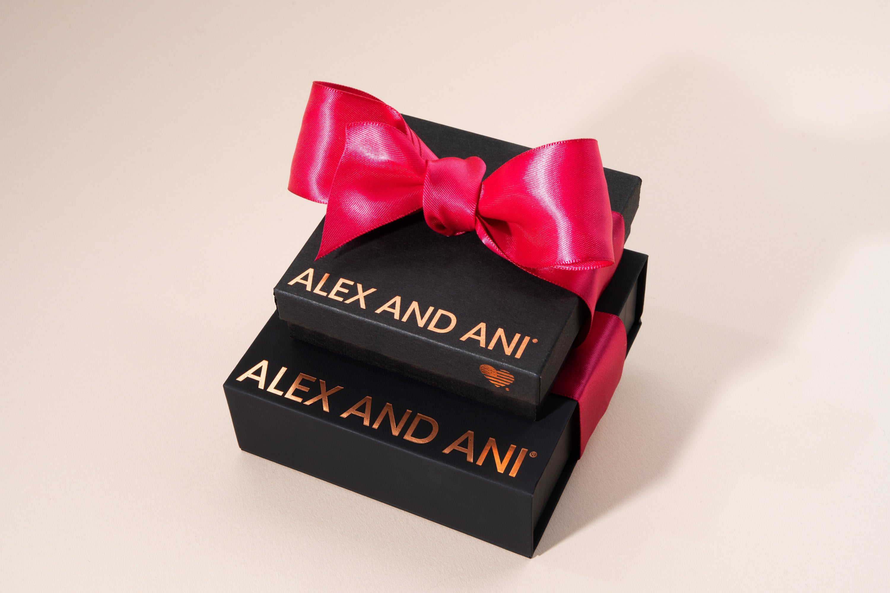 Elegant Gift Box Set - Premium Packaging for Birthdays, Weddings & Holidays - Perfect for Present Wrapping & Special Occasions