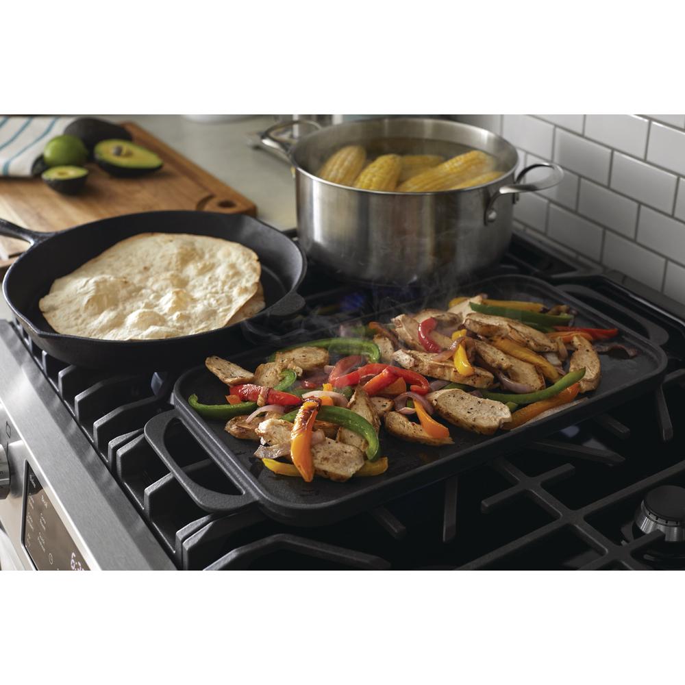 Frigidaire Gallery 30-Inch Front Control Gas Range with Air Fry - Perfect for Home Cooking, Baking & Air Frying - Ideal for Kitchens, Restaurants & Small Spaces