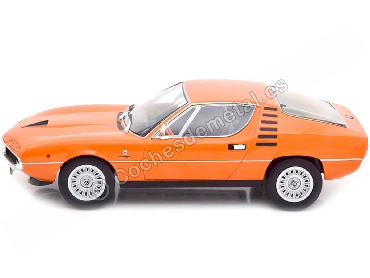 1:18 Scale Alfa Romeo Montreal 1970 Diecast Model Car by KK Scale - Classic Vintage Sports Car Collection for Display & Gifts