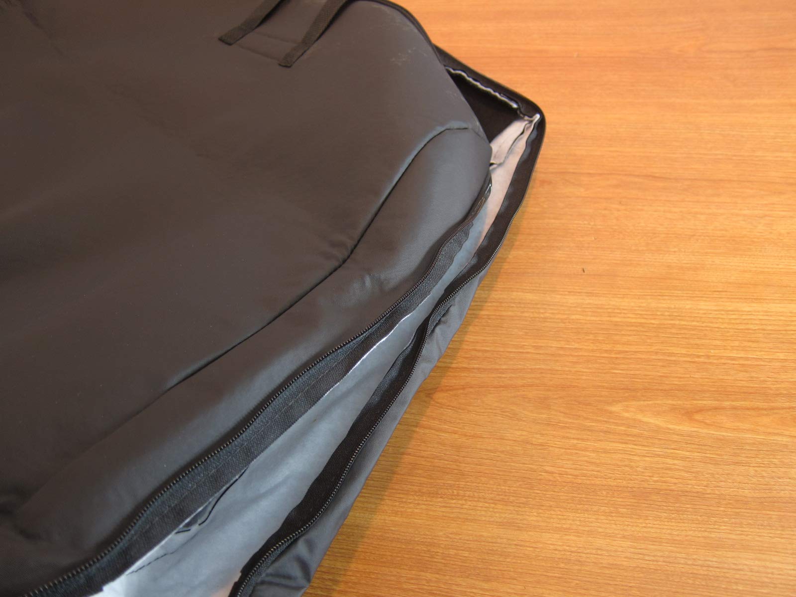 Mopar 2020 Jeep Gladiator Hard Top Storage Bag - OEM Replacement Part - Waterproof & Durable Cover for Jeep Gladiator Hardtop - Perfect for Off-Roading, Camping & Winter Storage