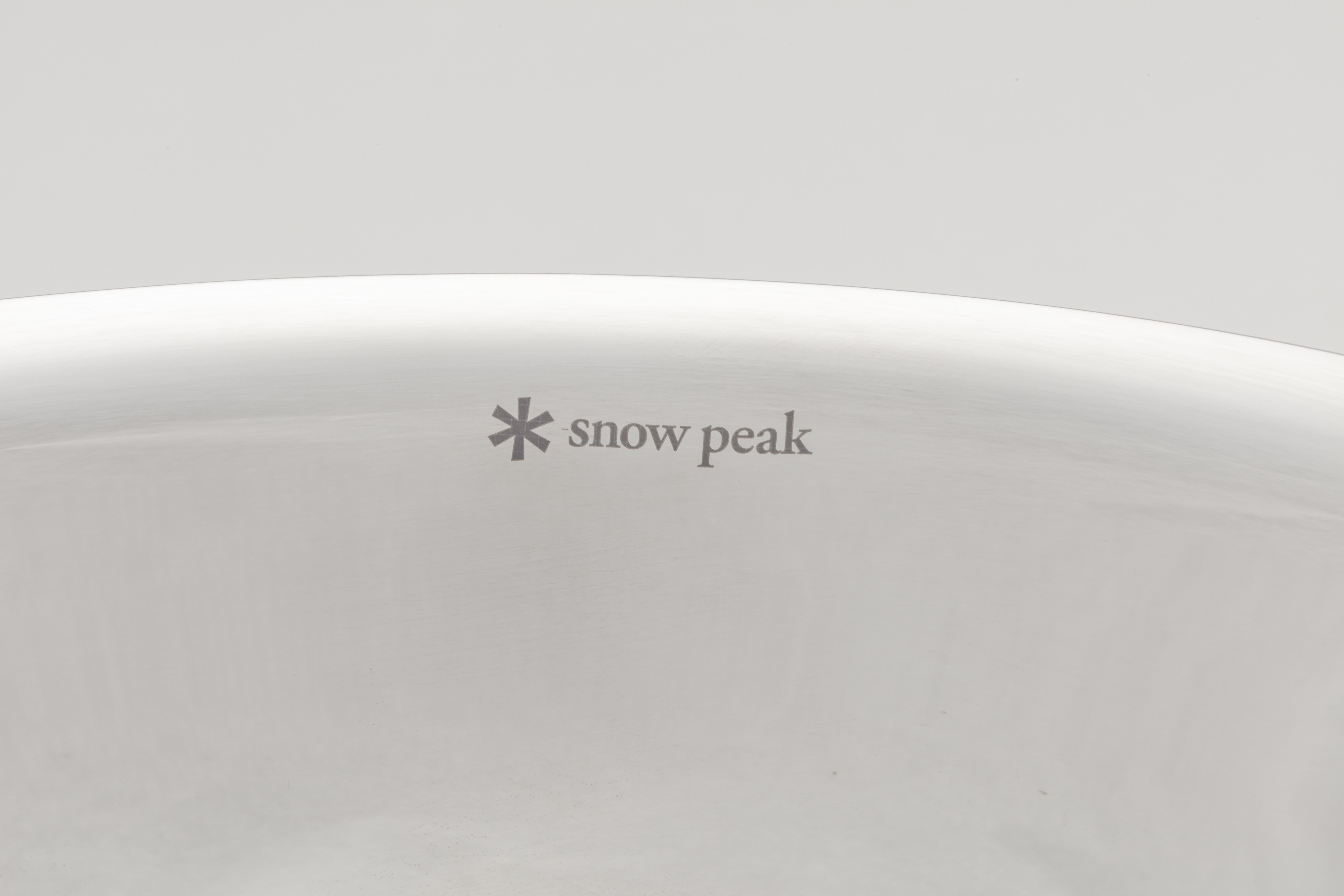 Premium Snow Peak Titanium Rice Bowl - Lightweight, Durable & Eco-Friendly Camping Cookware for Outdoor Adventures & Backpacking
