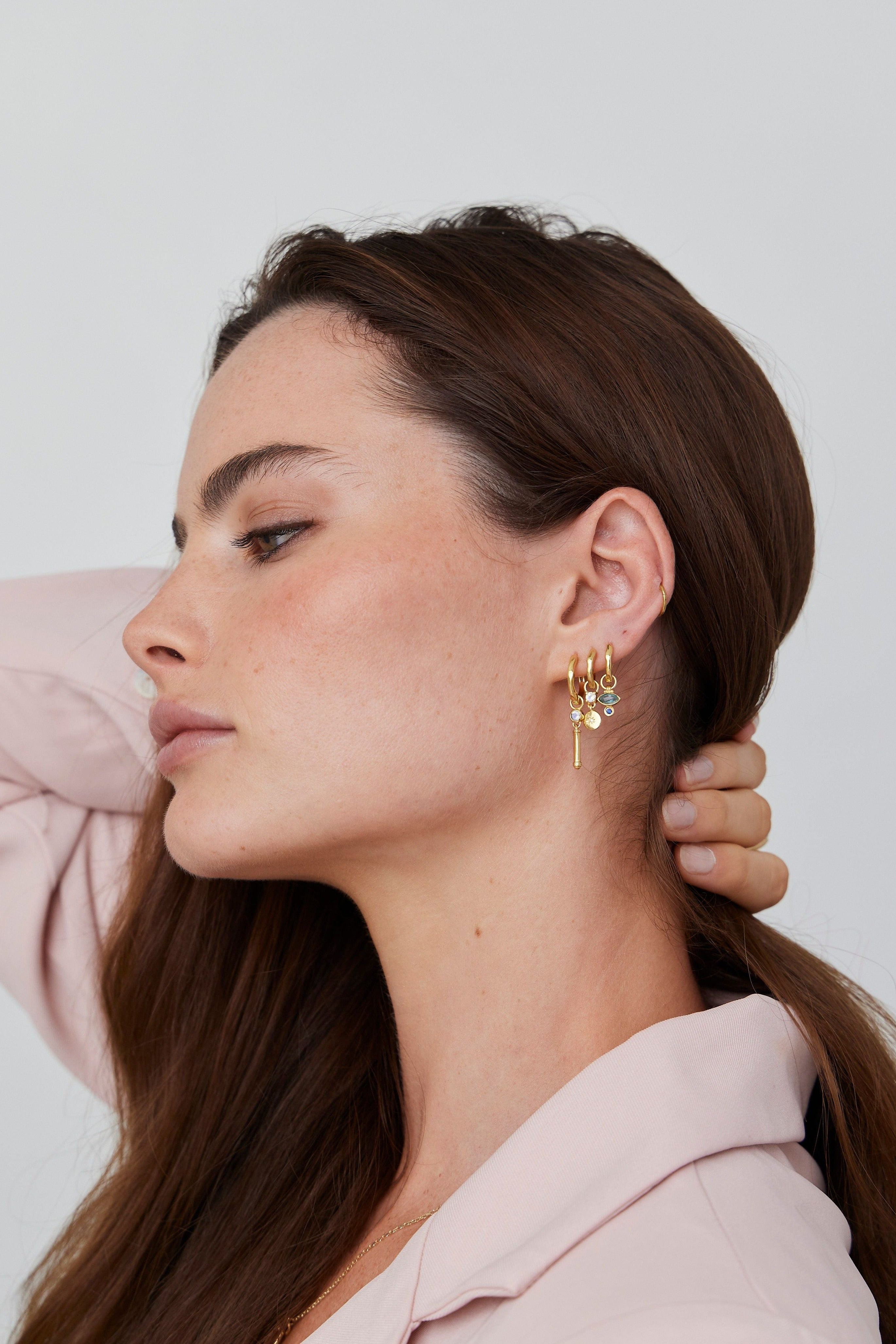 Chloe Moonstone Gold Charm Pendant Necklace - Elegant & Dainty Jewelry for Women - Perfect for Everyday Wear, Gift Giving & Special Occasions