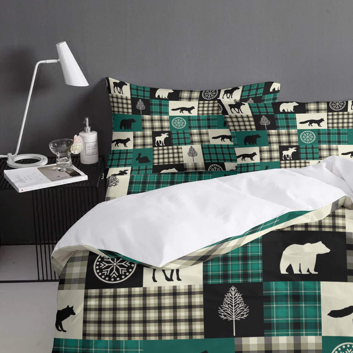 Smile Sunflower 4-Piece Luxury Soft Duvet Cover Set for Girls & Boys - Queen Size, Includes 1 Comforter Cover, 1 Bed Sheet, 2 Pillowcases in Christmas Green & Black Buffalo Check Plaid Pattern - Perfect for Kids' Bedrooms, Guest Rooms & Holiday Decor