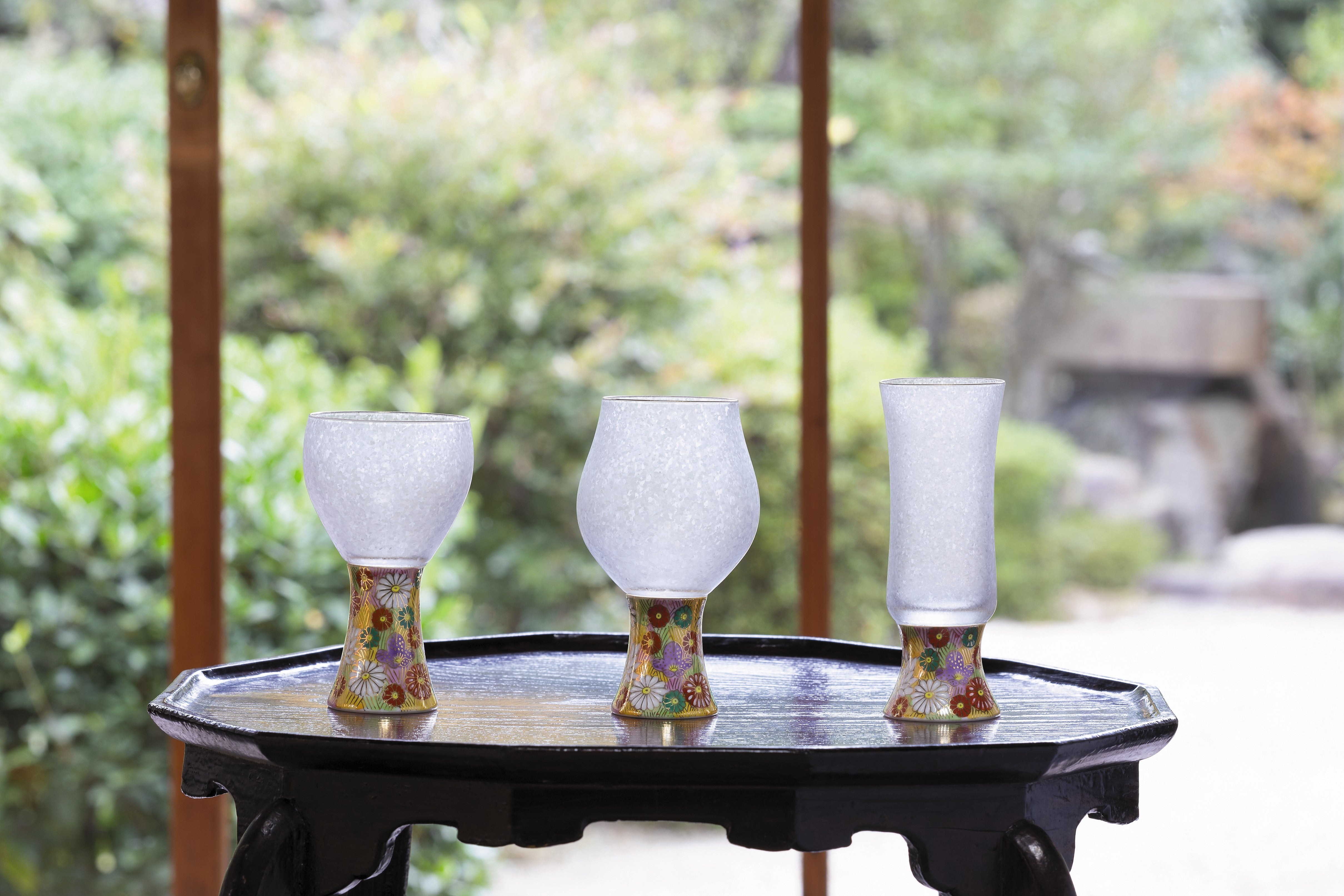 Premium Mizore Kutani Sake Cup - Enhances Flavor & Refreshment | Handcrafted Japanese Ceramic Drinking Cup for Sake, Tea, or Cocktails | Perfect for Home Entertaining, Gifts & Traditional Japanese Dining