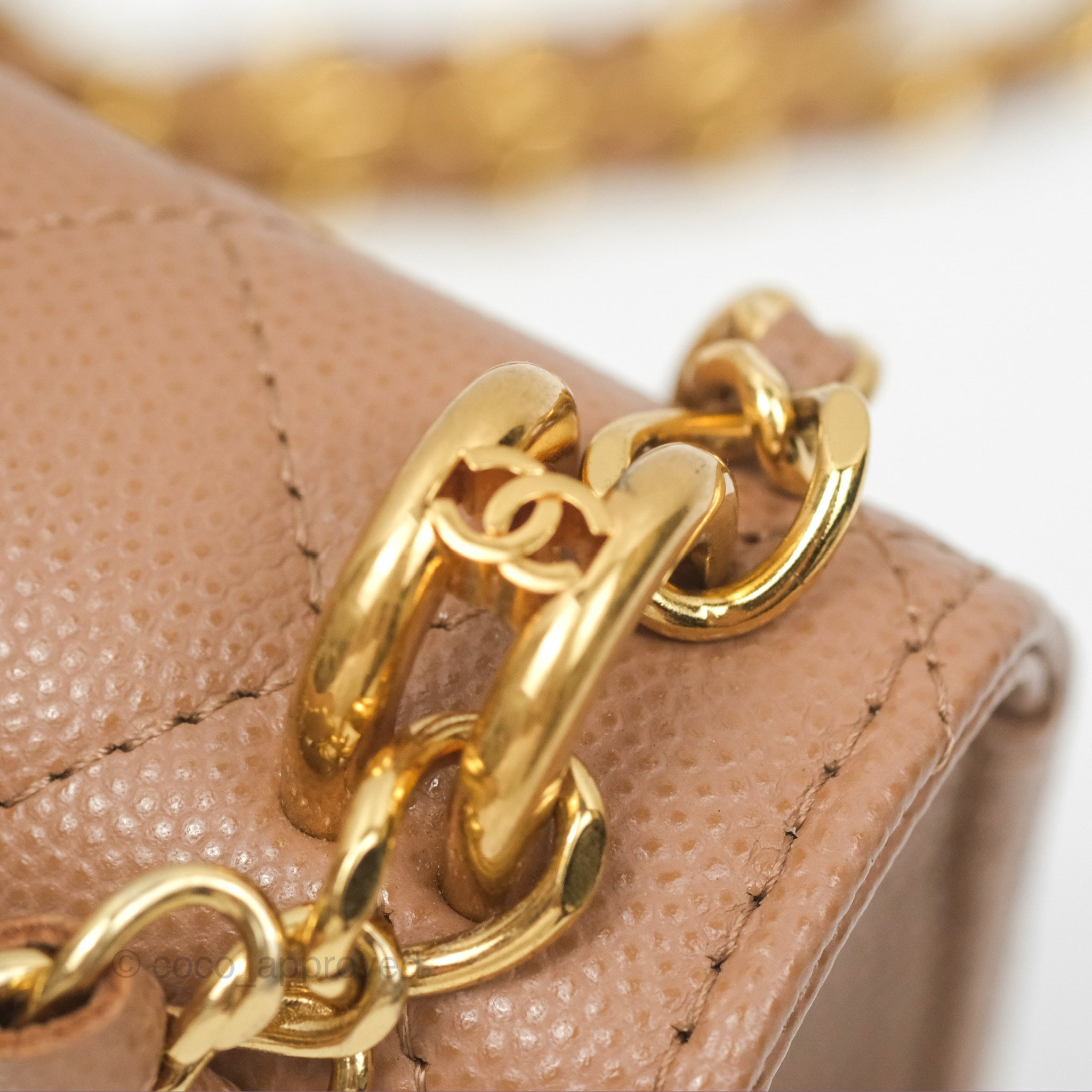 Chanel CC Chain Clutch Bag in Beige Caviar Leather with Gold Hardware - Perfect for Evening Parties & Luxury Events