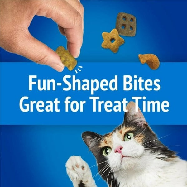 Friskies Party Mix Ocean Crunch Cat Treats - Healthy Seafood Flavor Snacks for Cats - Perfect for Training, Rewards & Playtime