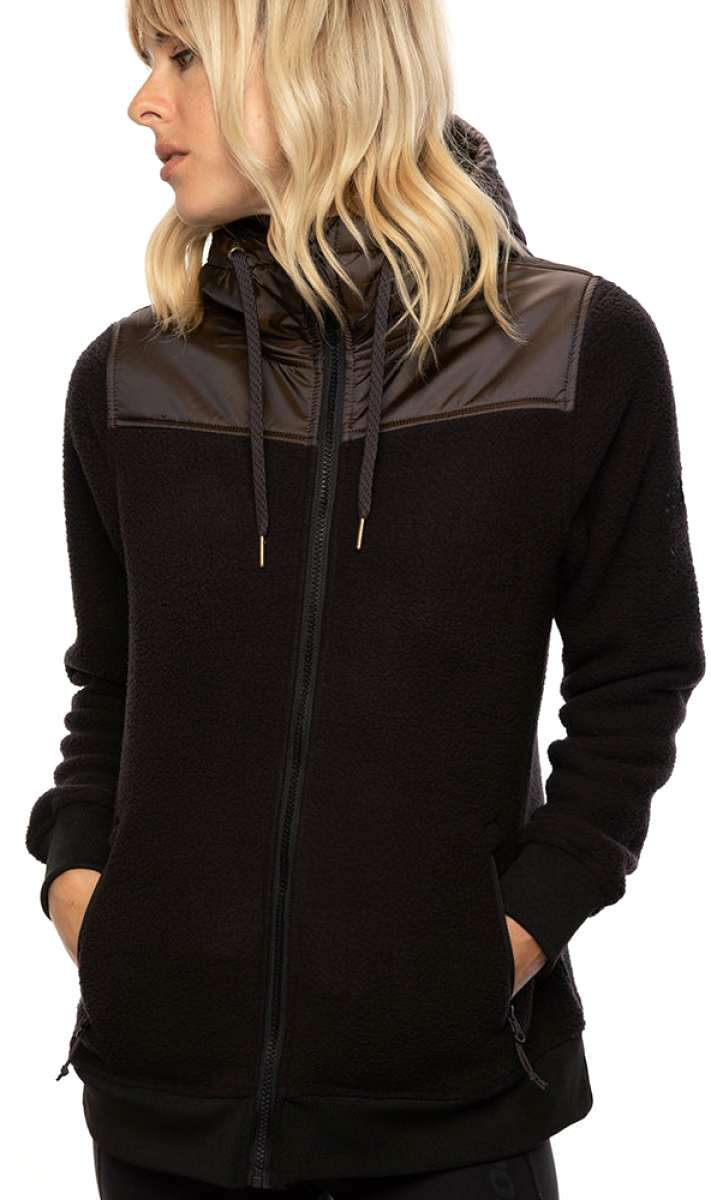 686 Women's Flo Fleece Jacket | Winter Warm Softshell Outerwear | 2020-2021 Edition | Perfect for Skiing, Hiking & Outdoor Activities