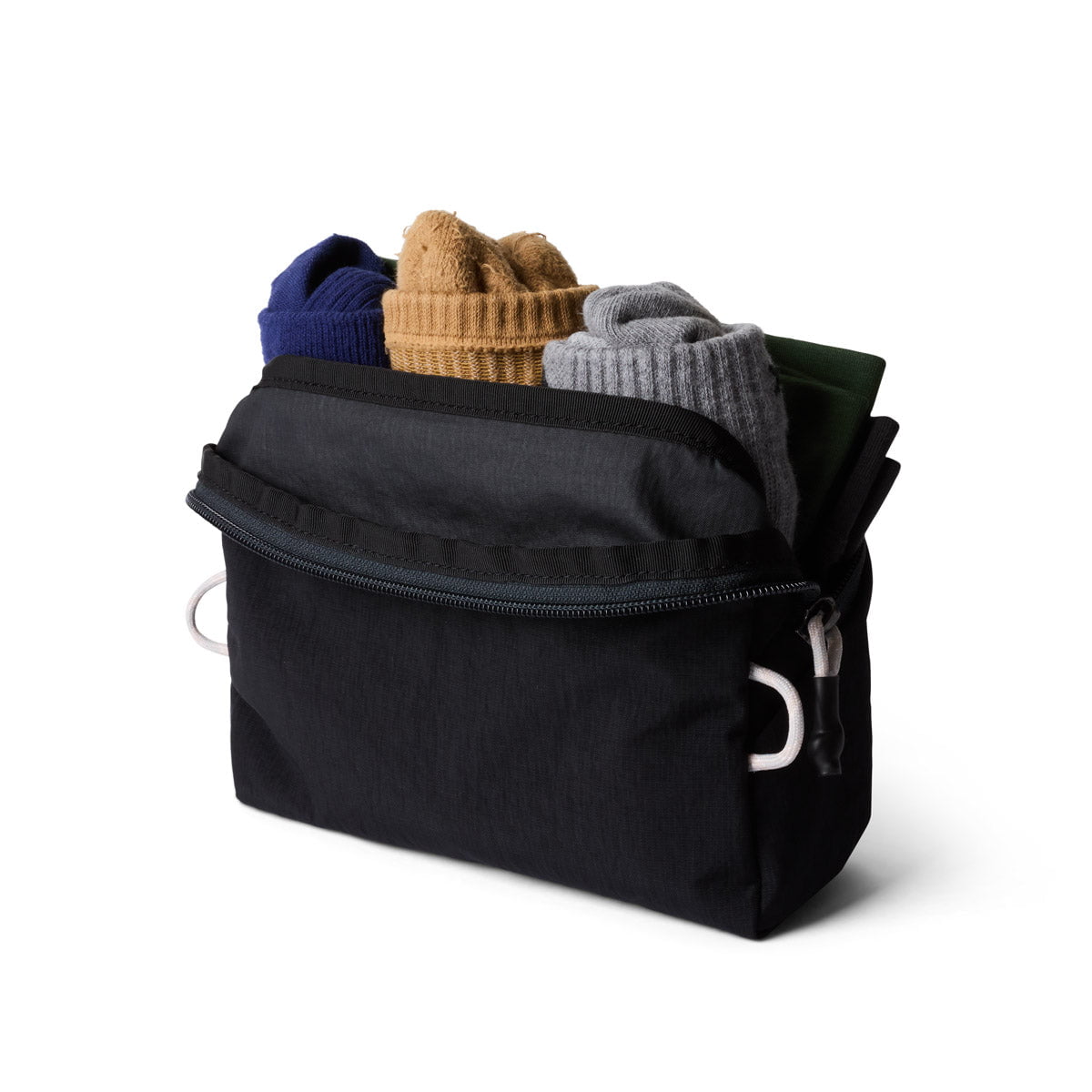 Bellroy Lite Packing Pouch 2L - Ultra Lightweight Travel Organizer for Toiletries, Electronics & Accessories | Perfect for Carry-On Luggage, Weekend Trips & Minimalist Packing
