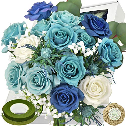 Posh Blue Bouquet (Mix Blue & White Roses)