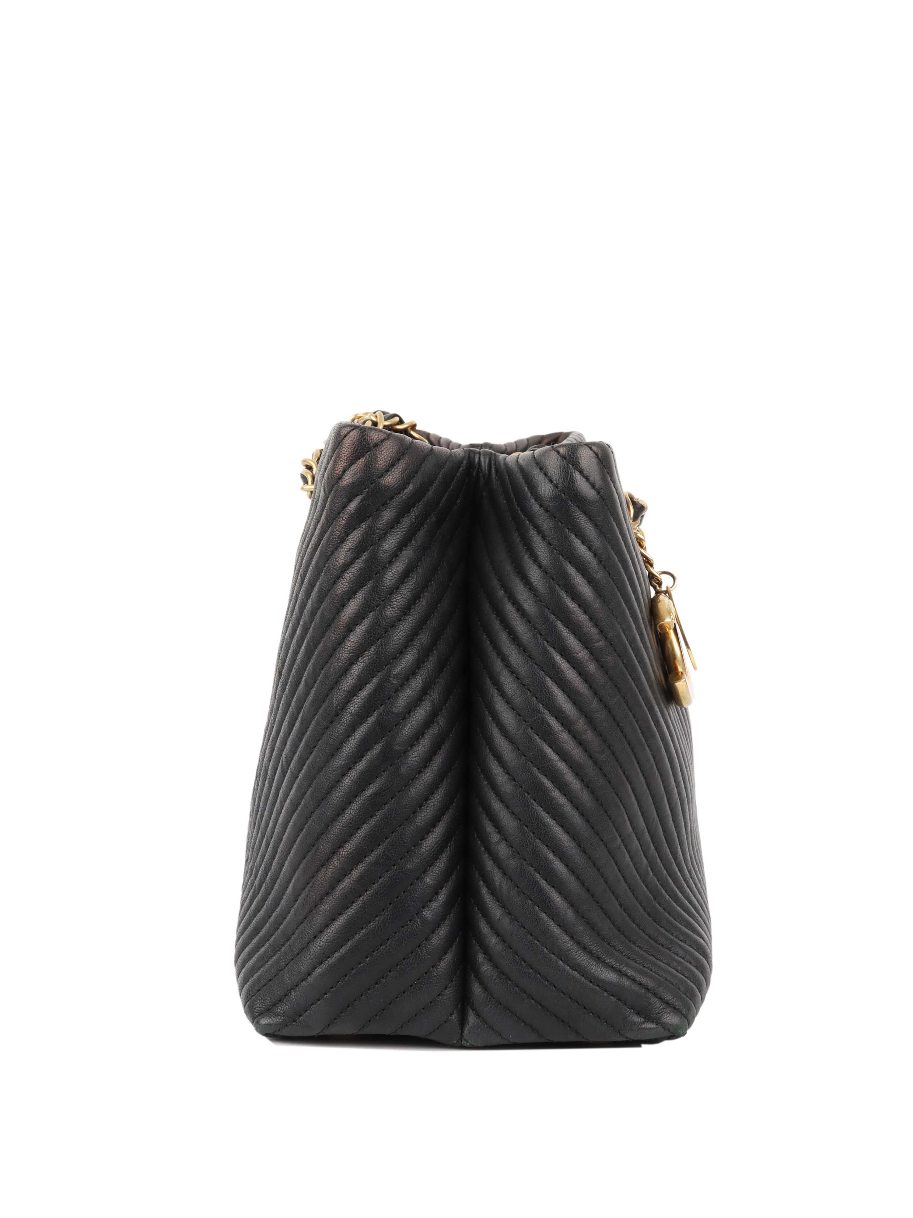 Chanel Black Leather Shoulder Bag for Women - Luxury Designer Handbag for Everyday Use, Work, and Evening Events