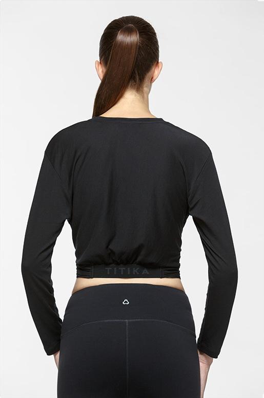 Stylish Twist Crop Long Sleeve Tee for Women | Trendy Fashion Top for Casual Wear, Workout & Street Style