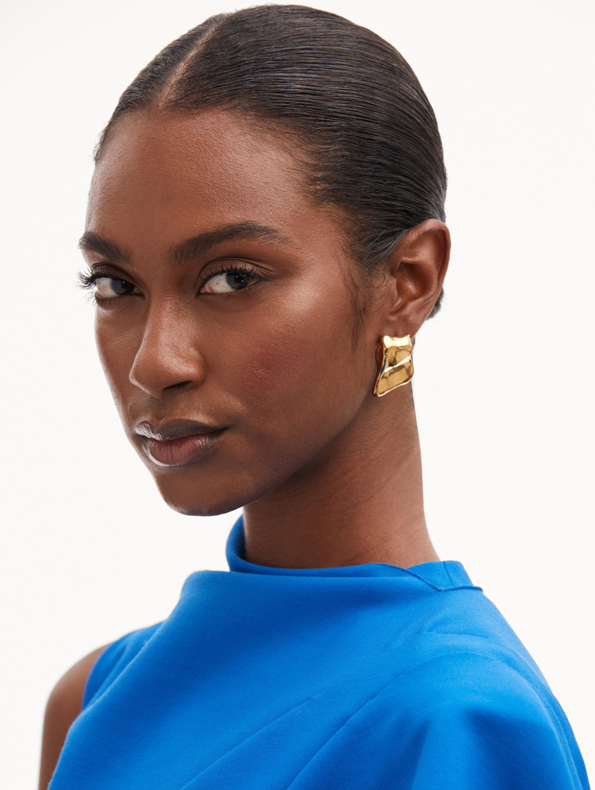 Elegant Sculpted Metal Clip On Earrings for Women - Hypoallergenic Fashion Jewelry - Perfect for Parties, Weddings & Special Occasions