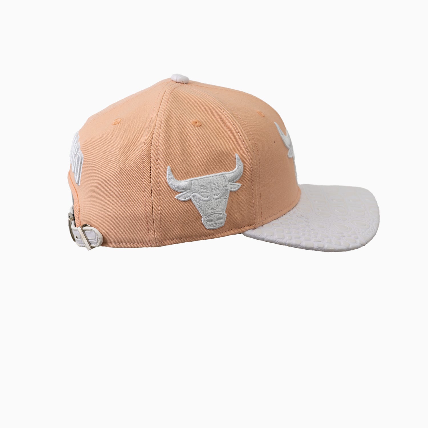 Chicago Bulls NBA Leather Visor Hat - Official Licensed Snapback Cap for Men & Women - Perfect for Basketball Games, Outdoor Sports & Casual Wear