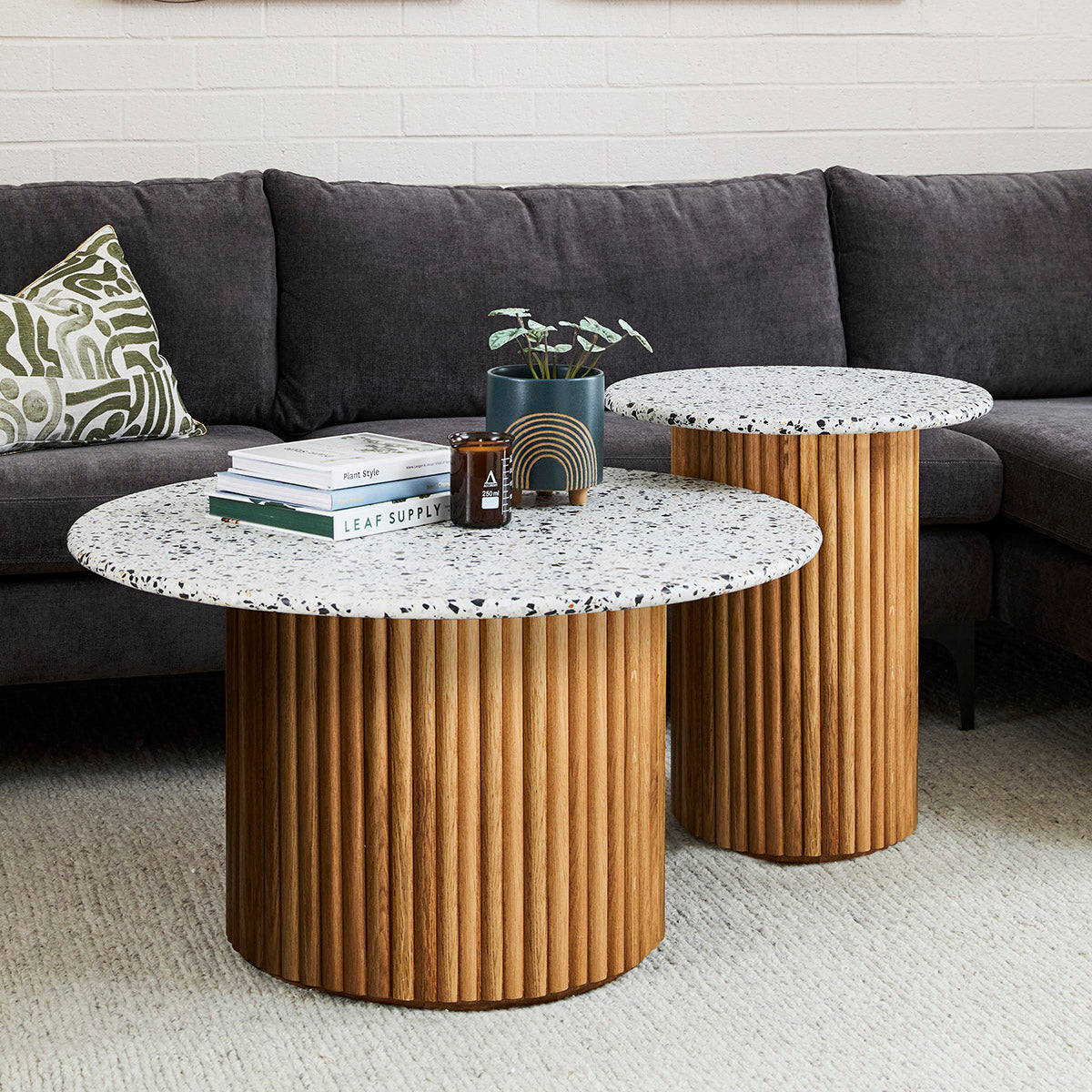 Modern Oak & Terrazzo Coffee Table - 33 Inch Round Living Room Centerpiece for Small Spaces, Home Decor, and Cozy Gatherings