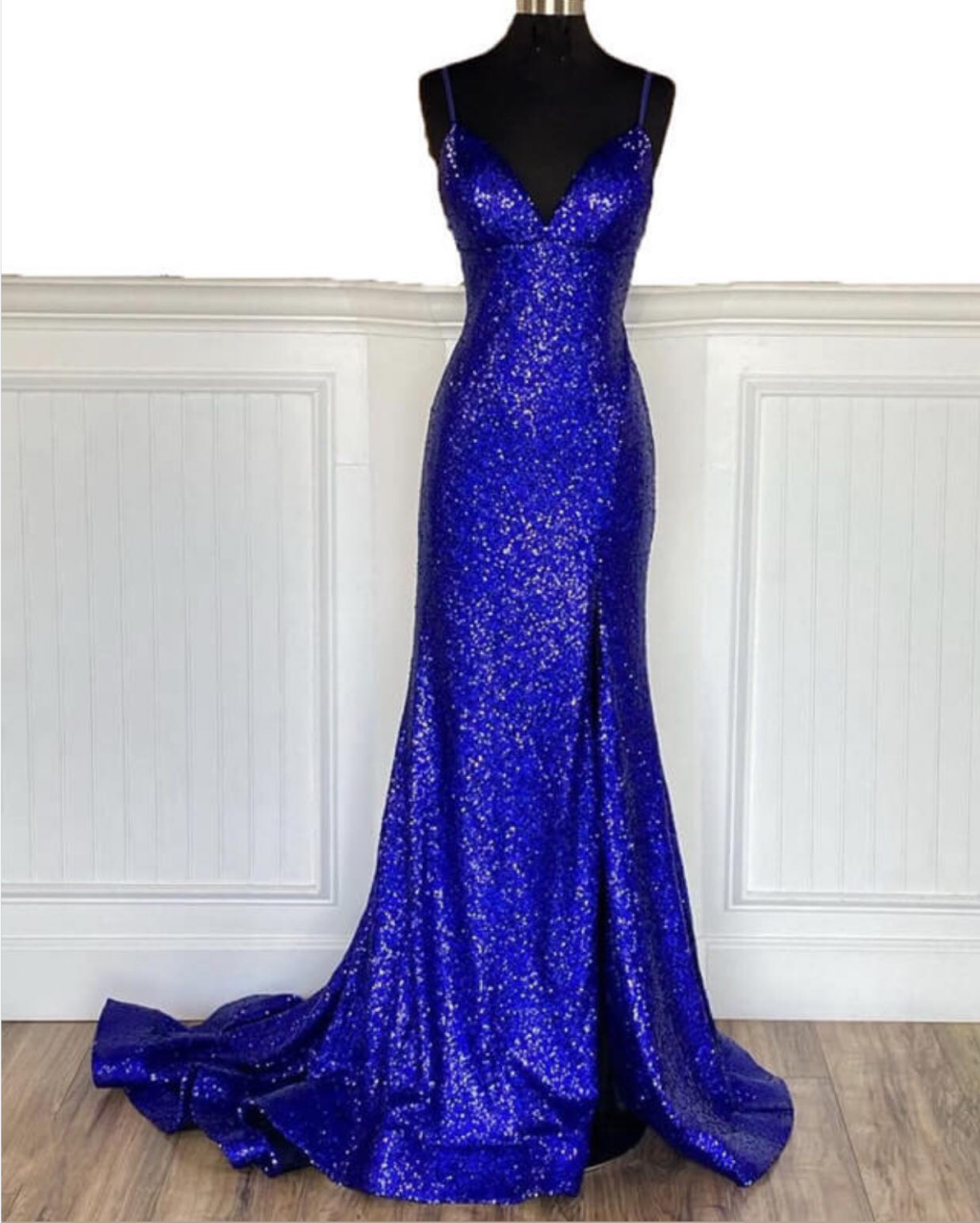 Sparkling Royal Blue Sequin Prom Dress - Backless Mermaid Evening Gown for Homecoming, Quinceañera & Formal Events