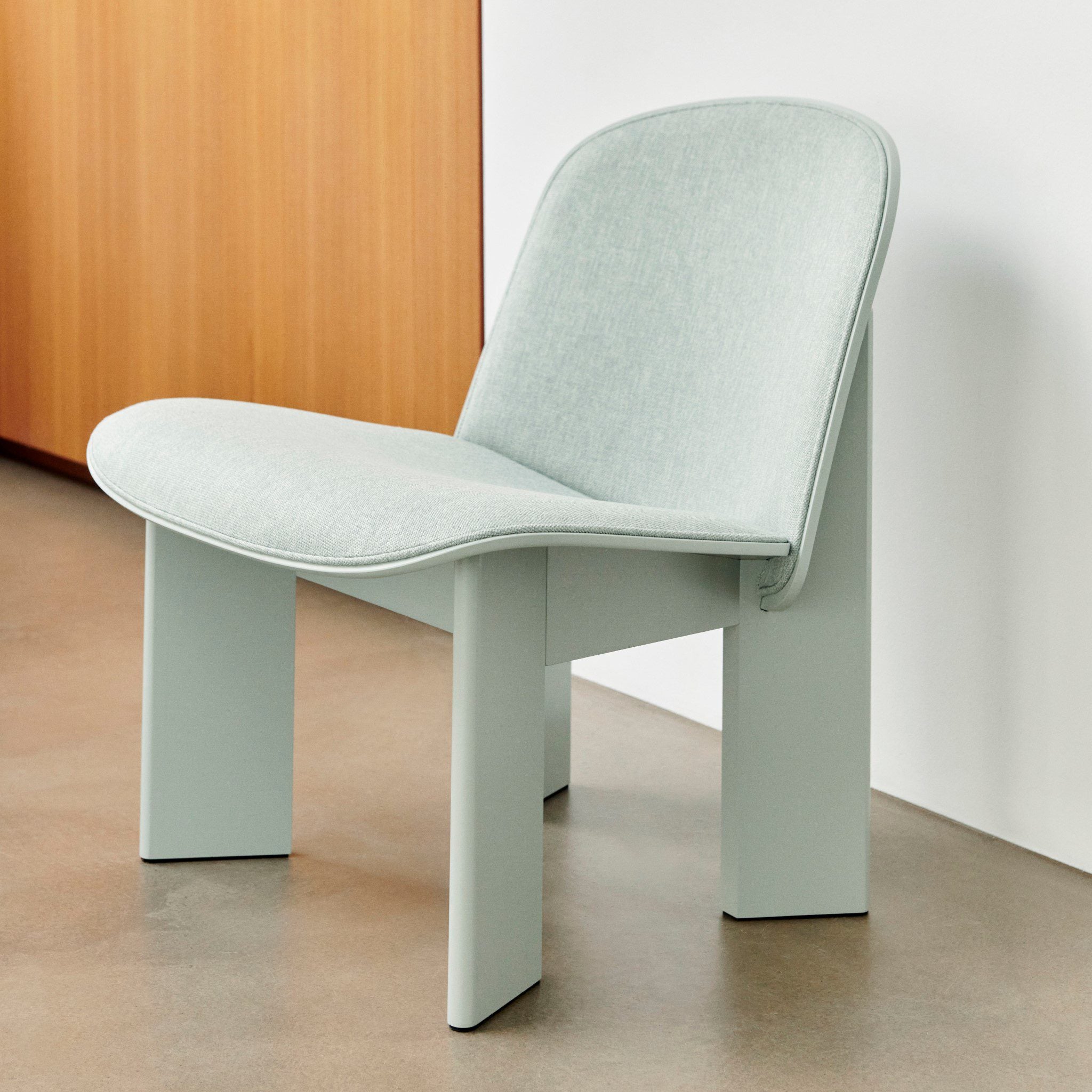 HAY Chisel Lounge Chair - Eucalyptus Lacquered Beech Frame with Metaphor 023 Upholstery | Modern Scandinavian Living Room Furniture for Home & Office