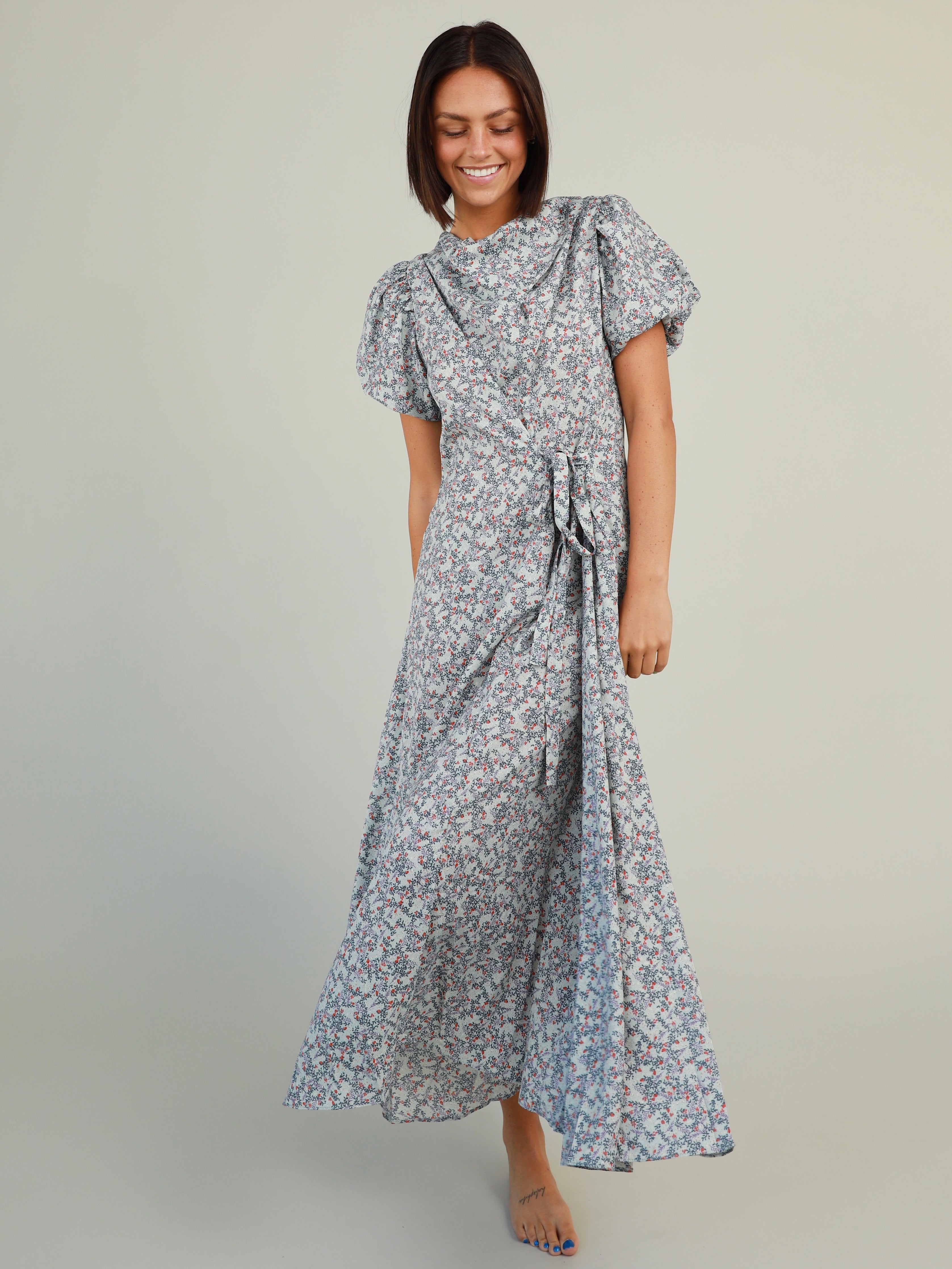 Elegant Floral Draped Dress for Women - Summer Boho Maxi Dress with V-Neck & Flowy Sleeves - Perfect for Beach Vacations, Weddings & Date Nights