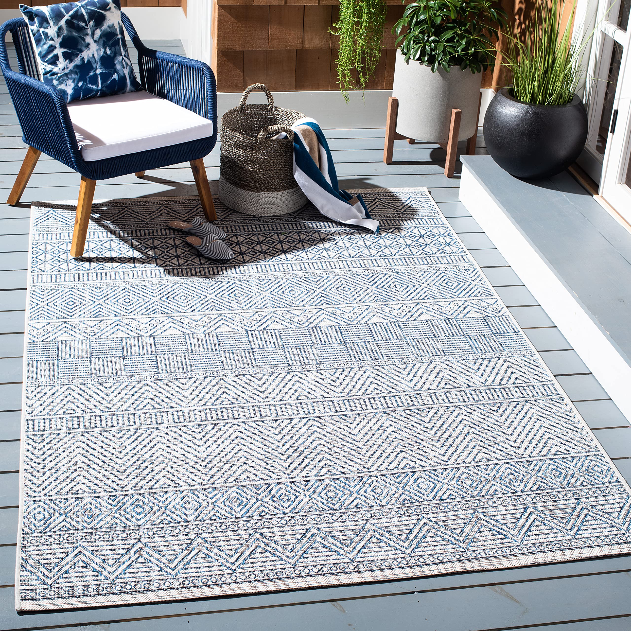 SAFAVIEH Courtyard Collection 9' x 12' Ivory/Navy CY8196 Indoor Outdoor Waterproof Rug - Easy to Clean, Stain Resistant for Patio, Backyard, Mudroom, Deck & Poolside Use