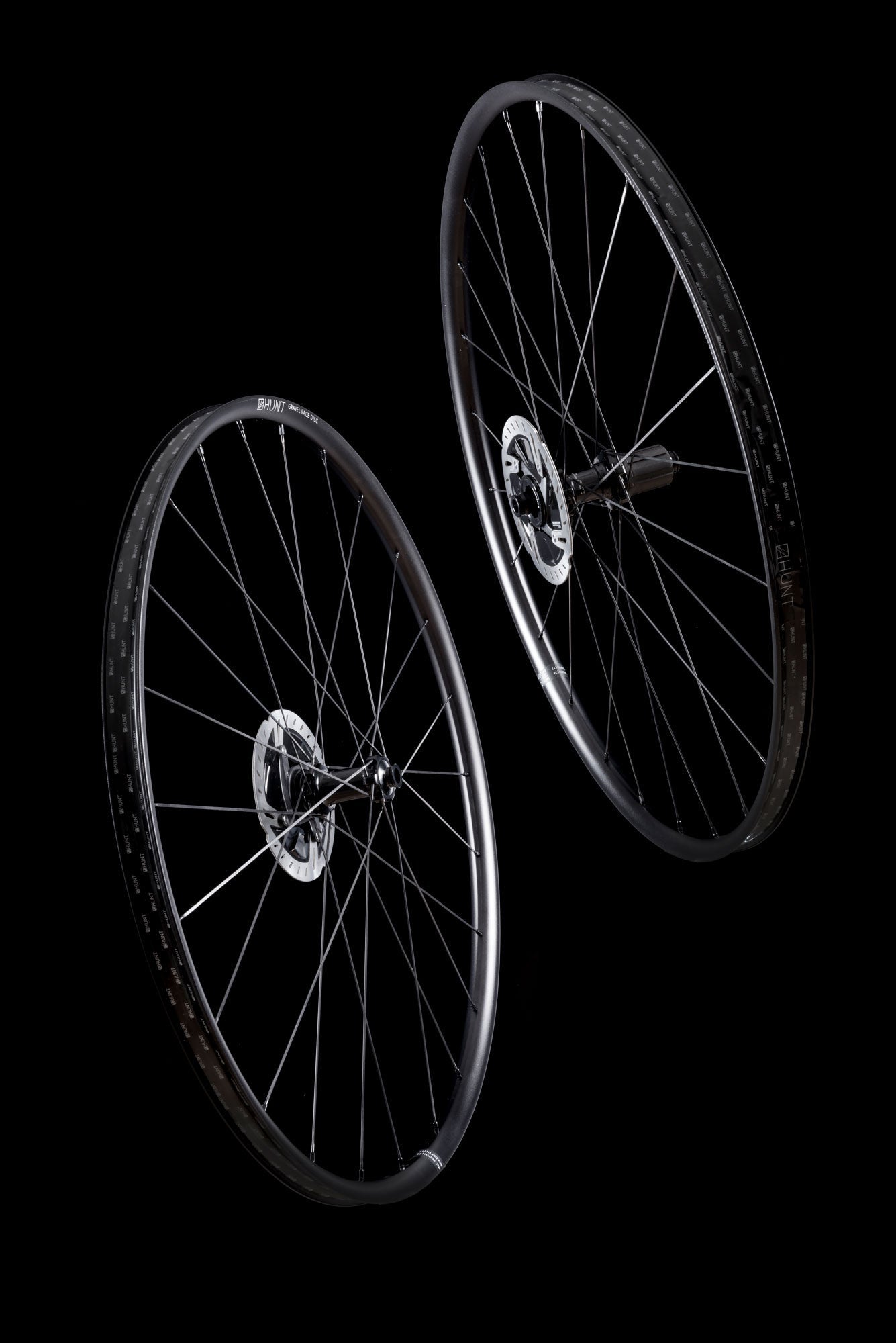 HUNT Gravel Race Wheelset - Lightweight Carbon Fiber Wheels for Gravel Biking | Perfect for Off-Road Racing, Adventure Cycling & Trail Riding
