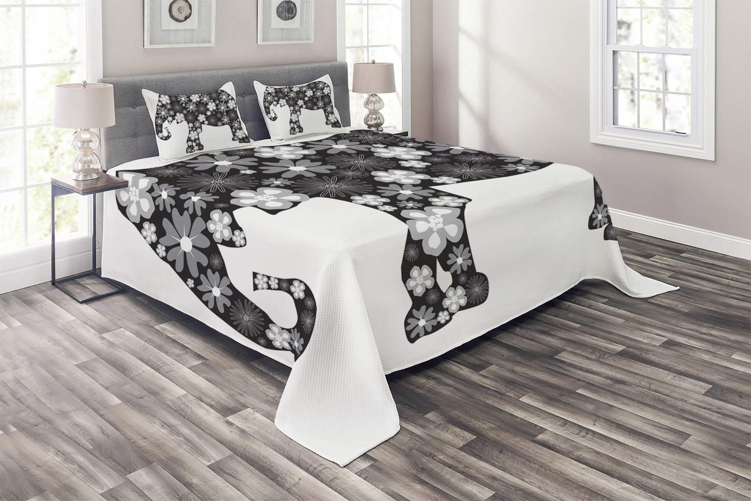 Ambesonne King Size 3-Piece Quilted Bedspread Set with 2 Pillow Shams - Grey White Floral Elephant Pattern, Tropical Boho Style Zoo Animal Coverlet for Bedroom Decor | Perfect for Guest Rooms, Dormitories & Bohemian Home Styling