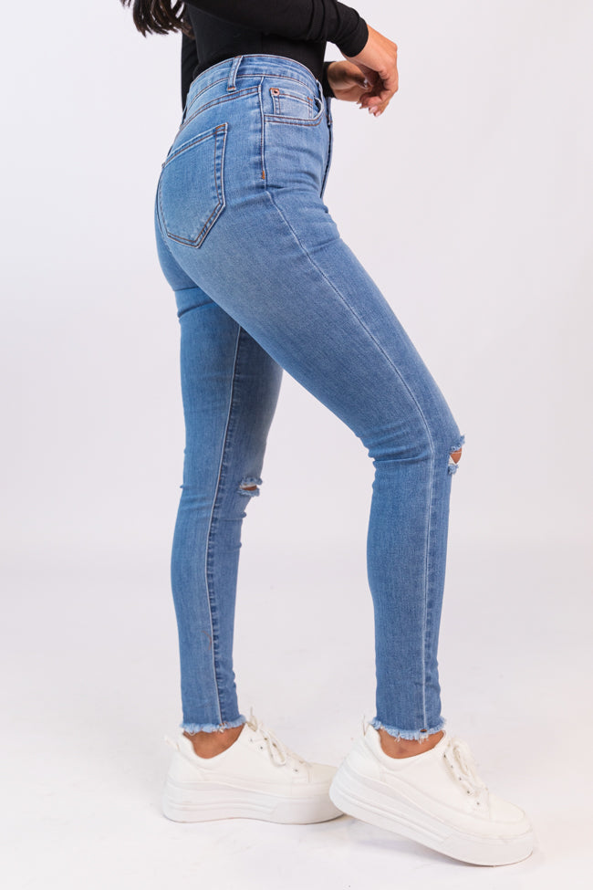 Chelsie Light Wash Distressed Knee Ripped Jeans for Women - High Waist Slim Fit Denim Pants - Casual Streetwear for Everyday Wear & Outfits