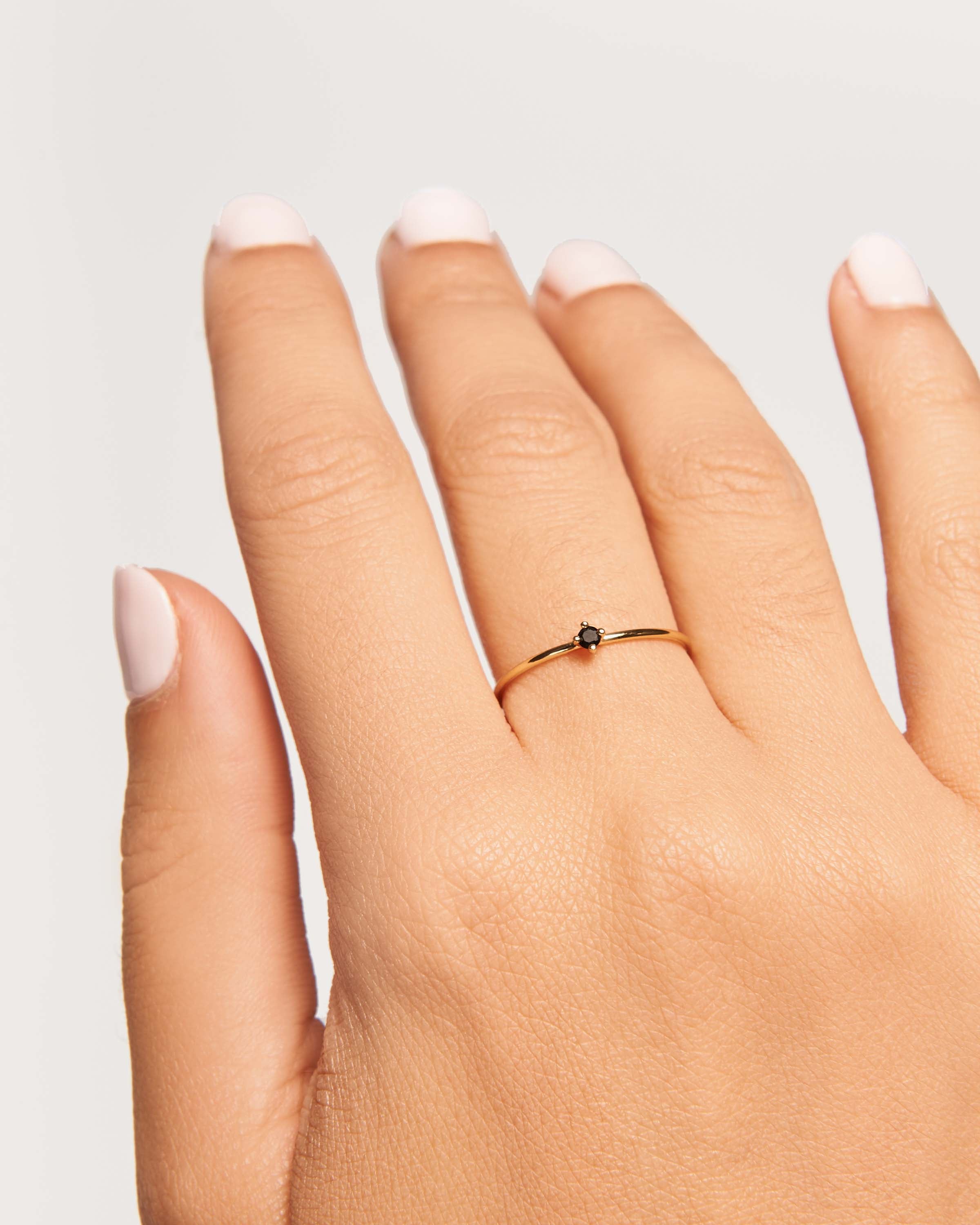 Elegant Black Solitary Ring for Women - Minimalist Stainless Steel Band - Perfect for Everyday Wear, Gifts & Special Occasions