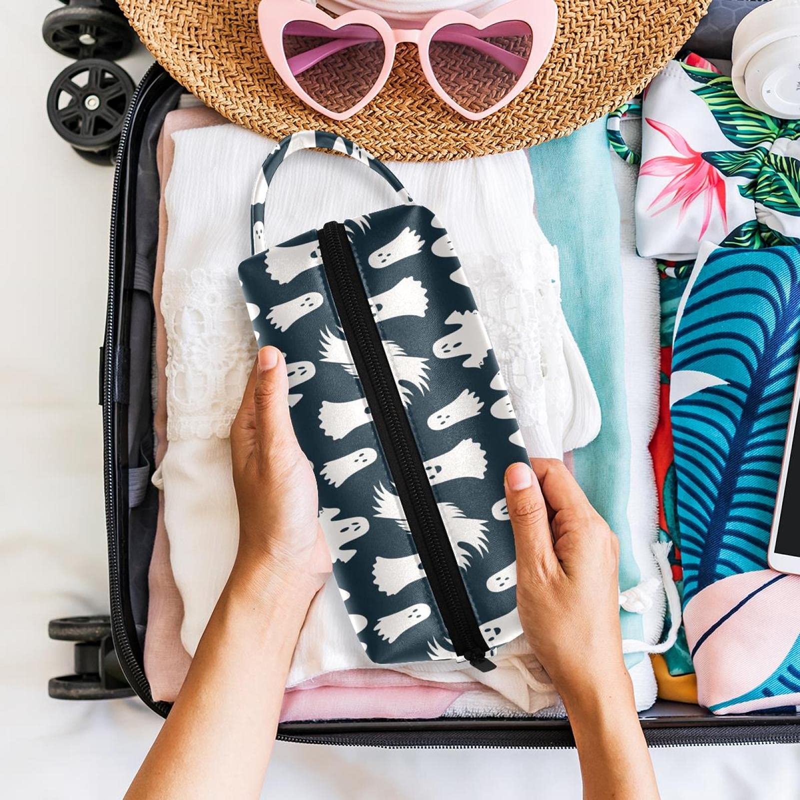 Halloween Ghost Pattern Cosmetic Bag Organizer - Travel Toiletry Pouch for Makeup Artists, Women & Girls | Perfect for Halloween Parties, Travel & Daily Makeup Storage
