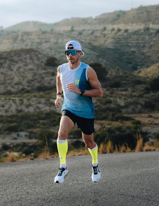 Compressport Men's Running Tank Top - Lightweight, Breathable & Moisture-Wicking Athletic Shirt for Marathon & Workout - Niagara Blue