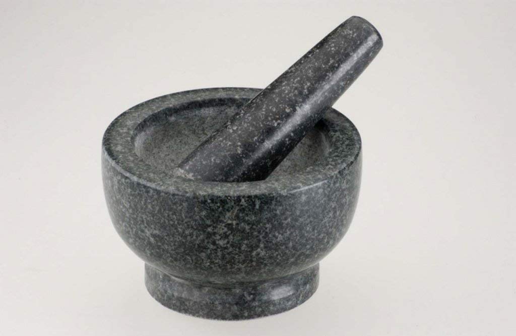 Fackelmann Granite Mortar and Pestle Set 14cm - Heavy Duty Stone Grinder Bowl for Crushing Herbs, Spices, and Garlic - Durable Speckled Grey Kitchen Tool (17x14x9.5cm) - Perfect for Making Fresh Guacamole, Pesto, and Spice Blends