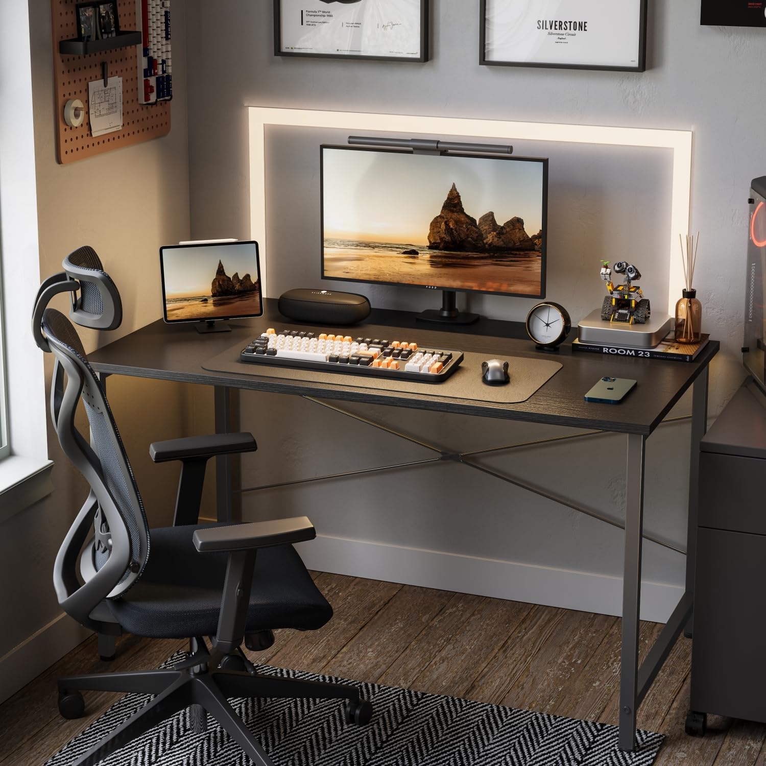 CubiCubi 32 Inch Small Computer Desk for Home Office - Compact Modern Writing Desk for Small Spaces, Study & Workspace - Black | Perfect for Home Offices, Dorm Rooms & Apartments
