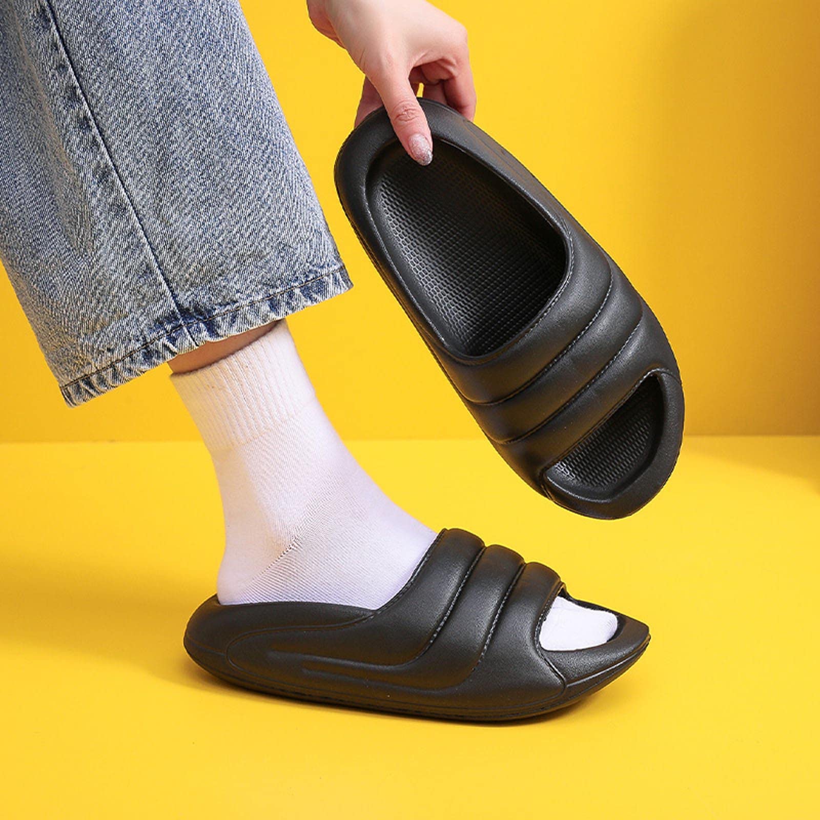 Oiangi Anti-Slip Slippers for Women & Men - Comfortable Open Toe Couple Slides Sandals with Solid Platform - Perfect for Beach, Pool, and Summer Casual Wear