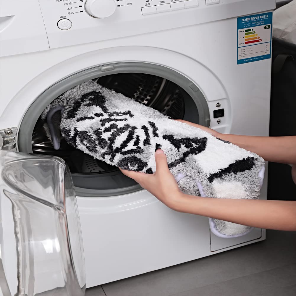 Soft Tiger Shaped Bath Rug - Non-Slip Absorbent Bathroom Mat for Kids & Adults, Cute Animal Print Carpet (22.5x34.5 Inch, White) - Perfect for Bathroom Decor, Playroom Floor Mat & Cozy Nursery Rug