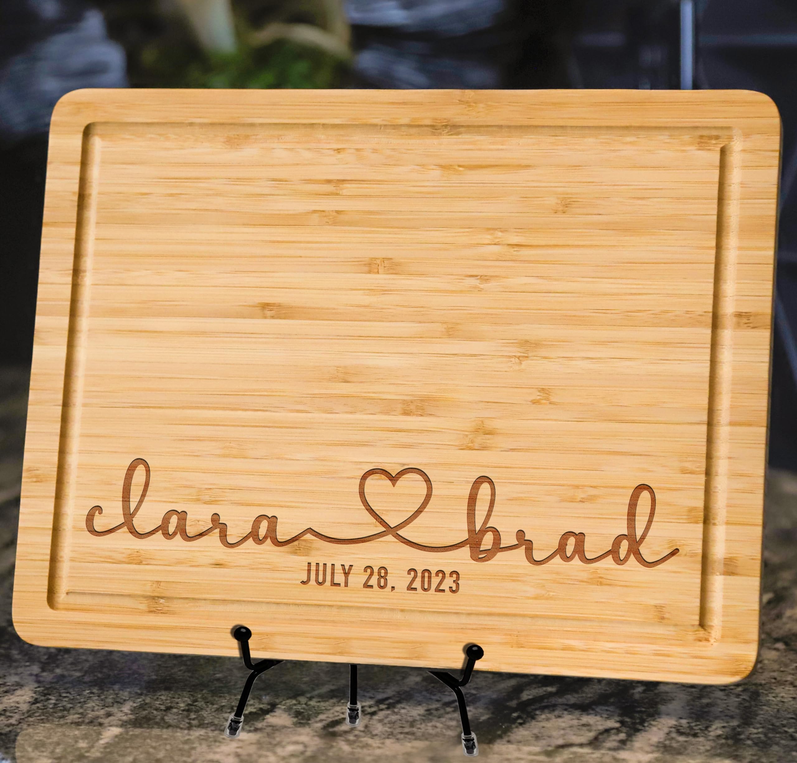Personalized Engraved Wooden Cutting Board for Couples - Custom Anniversary Wedding Engagement Gift for Men Women Parents - Perfect for Christmas Housewarming & Romantic Dinners - Unique Wedding Gift Idea for Couples