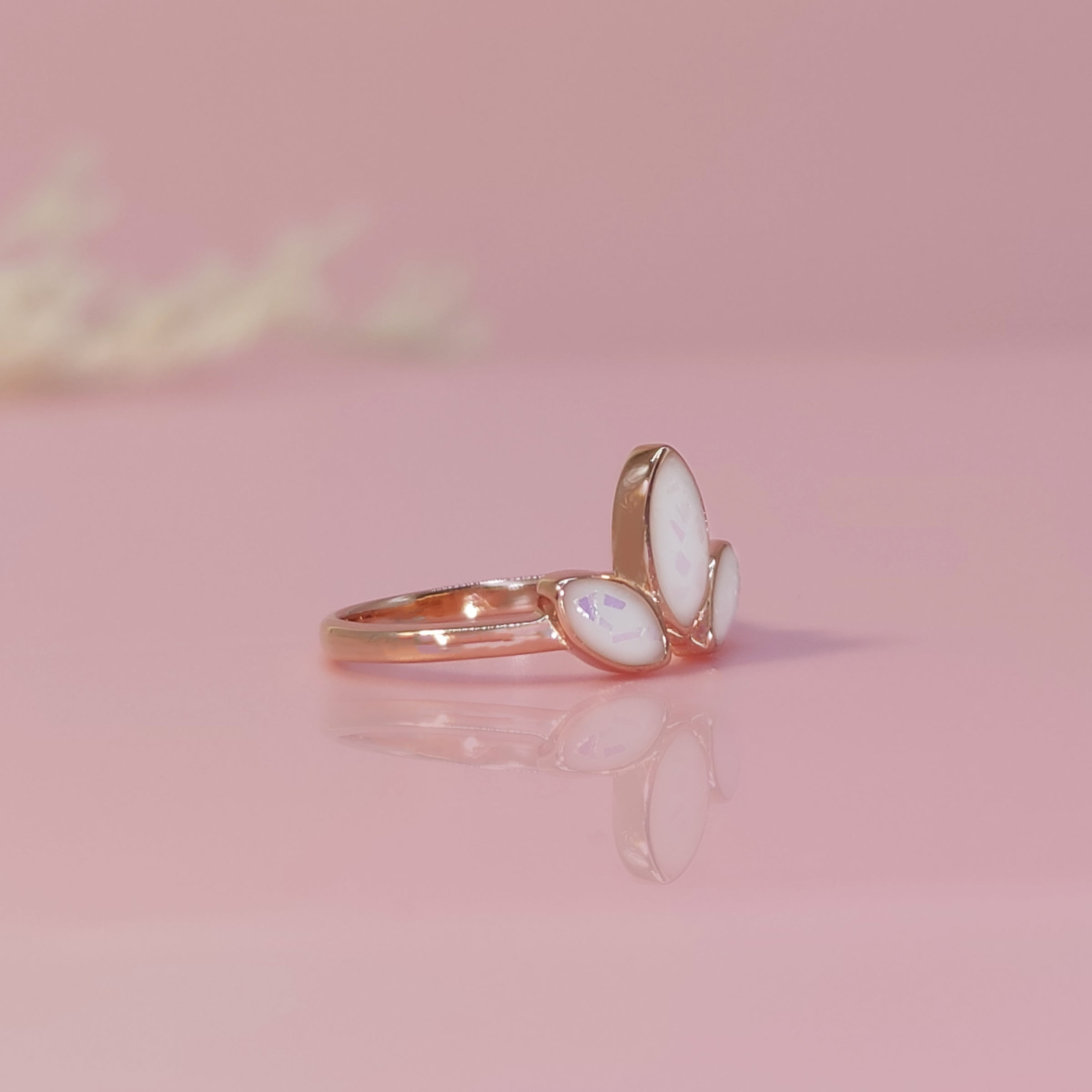 HeirloomClover Solid Gold Four Leaf Clover Breast Milk Jewelry Ring - Perfect for Nursing Mothers, Memorial Keepsake & Unique Gift for New Moms