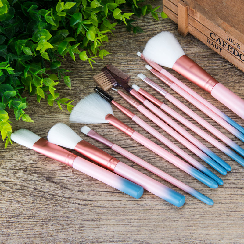 12-Piece Professional Makeup Brush Set for Foundation, Eyeshadow & Blending - Perfect for Makeup Artists & Beginners - Home & Travel Use