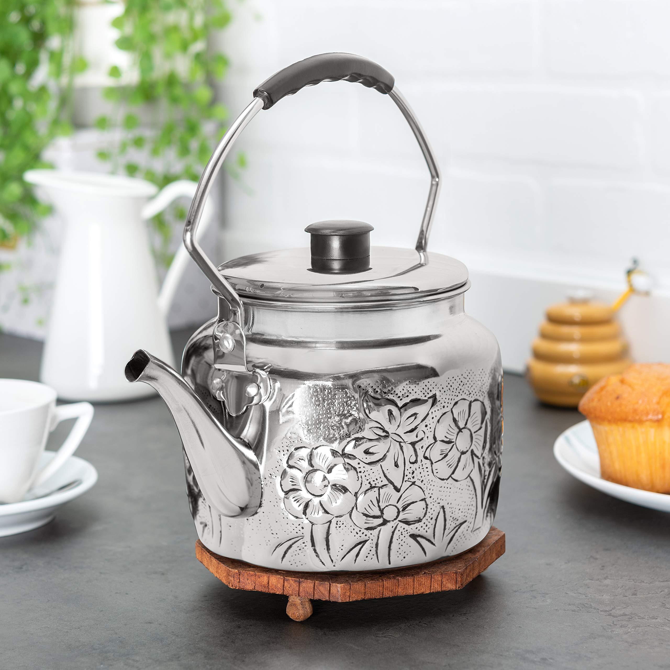 Old Dutch International 2 Quart Butterfly Embossed Stovetop Tea Kettle - Vintage Style for Gas & Electric Stoves - Perfect for Home Kitchen, Tea Brewing & Gift Giving