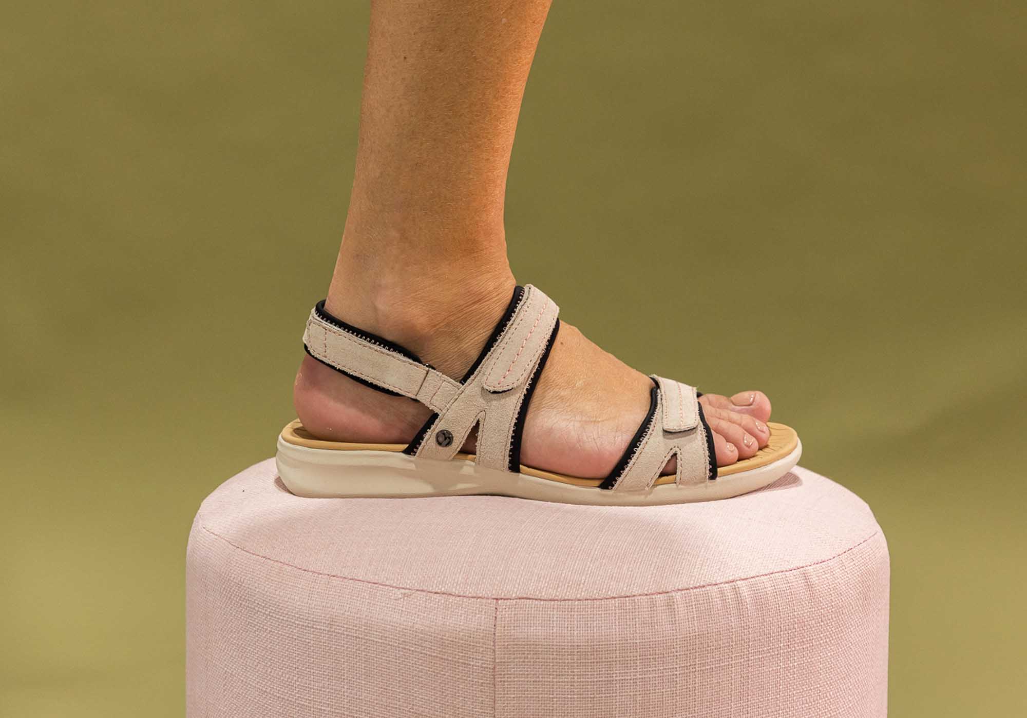 Women's Comfortable Leather Adjustable Sandals from Honduras - Perfect for Beach, Vacation & Summer Walking